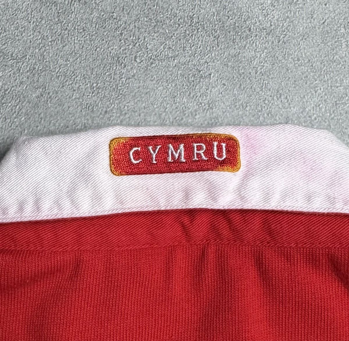Reebok Wales 1999 2000 Home Rugby Long Sleeve Jersey Reebok Cymru Size US M / EU 48-50 / 2 - 10 Thumbnail