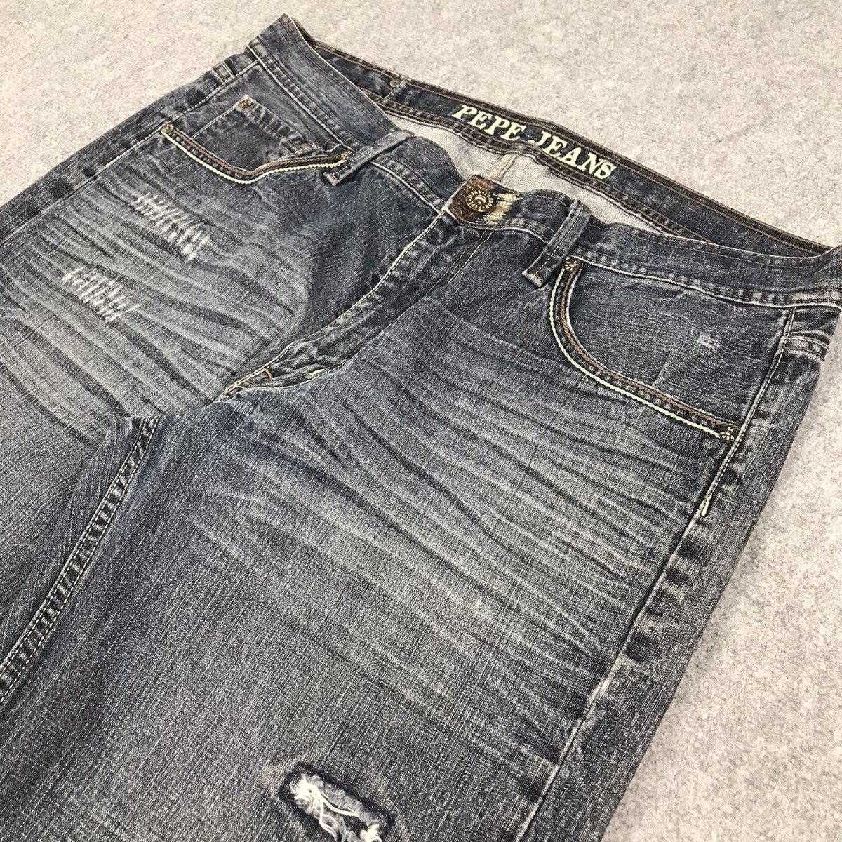 Japanese Brand RIPPED DISTRESSED PEPE JEANS BAGGY PANTS Size US 38 / EU 54 - 7 Thumbnail