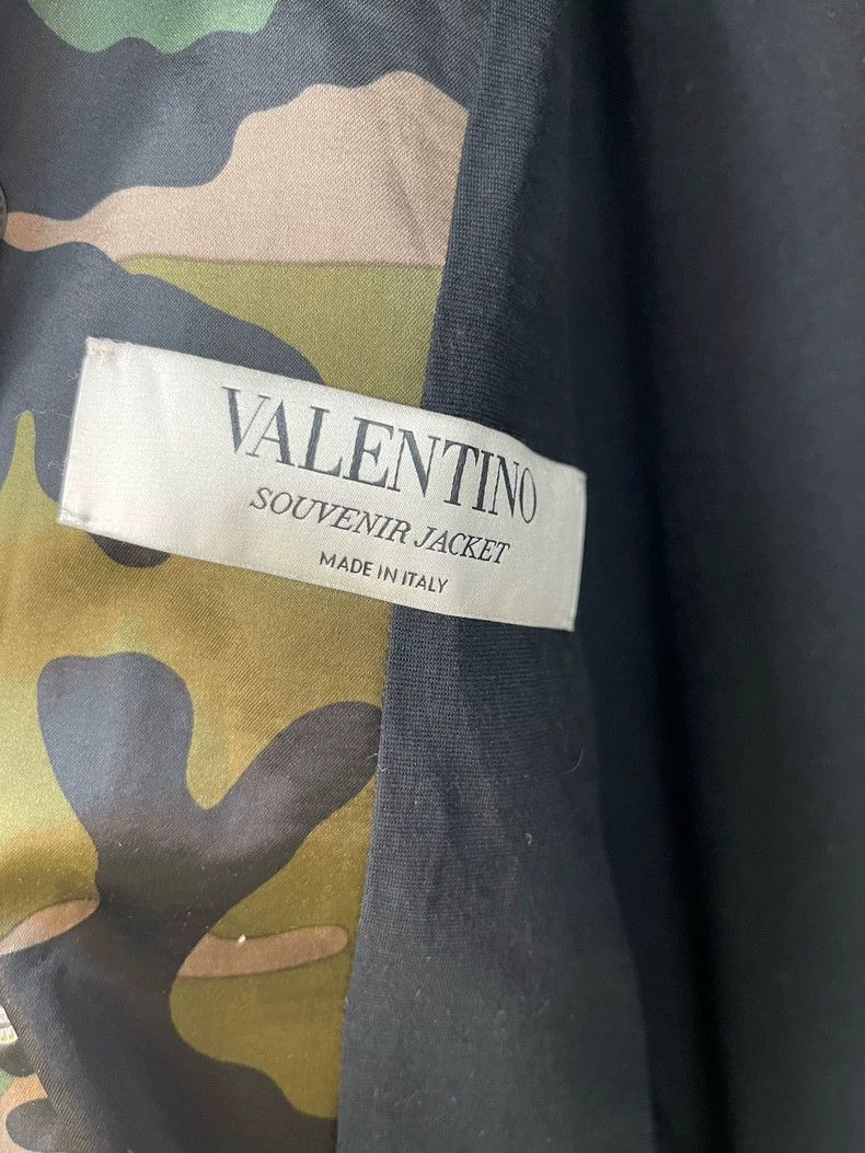 Valentino Valentino Heavy embroidery beads are handmade Size US M / EU 48-50 / 2 - 6 Thumbnail