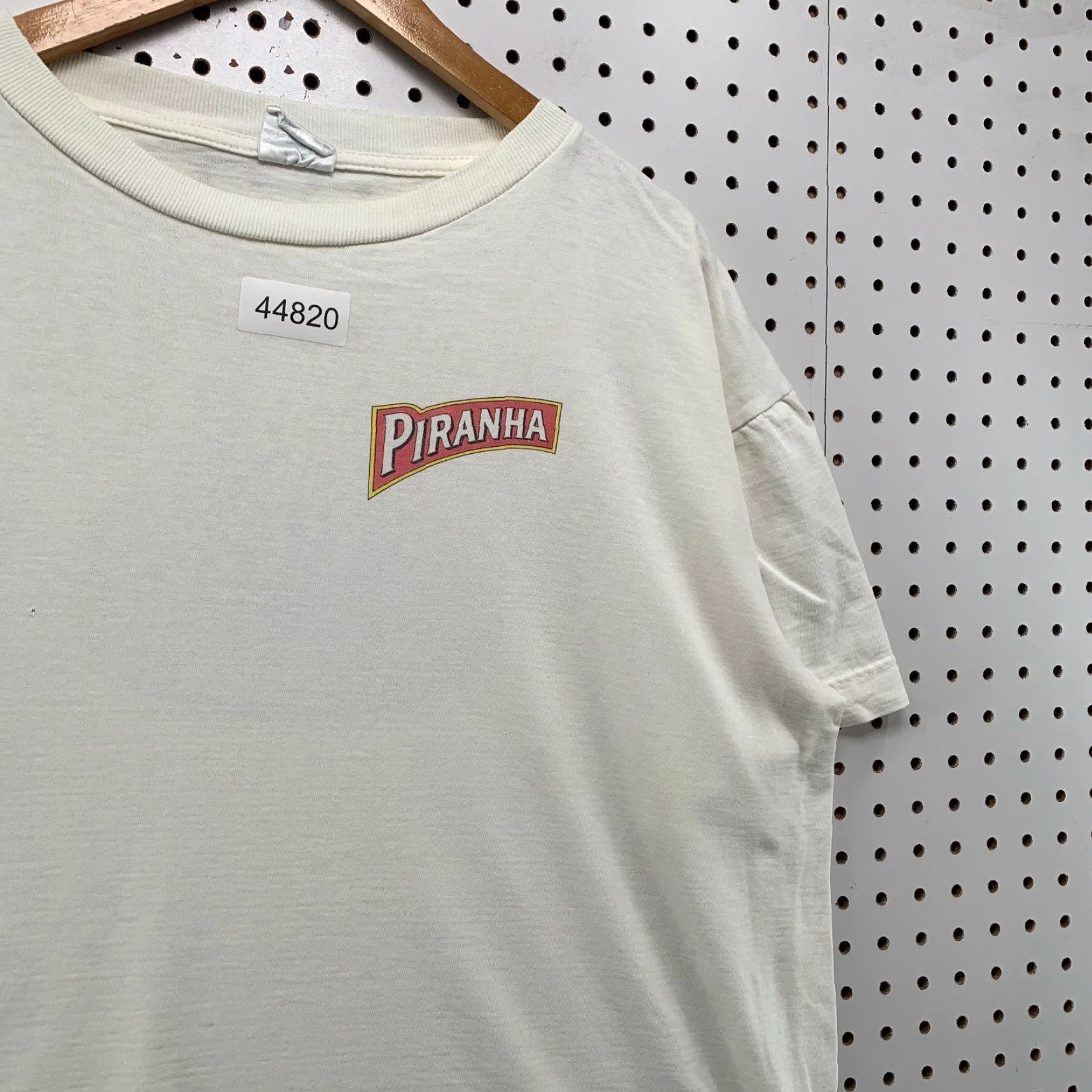 Swims VINTAGE Piranha Swim Team Shirt Mens XL White Short Sleeve Made USA Size US XL / EU 56 / 4 - 4 Thumbnail