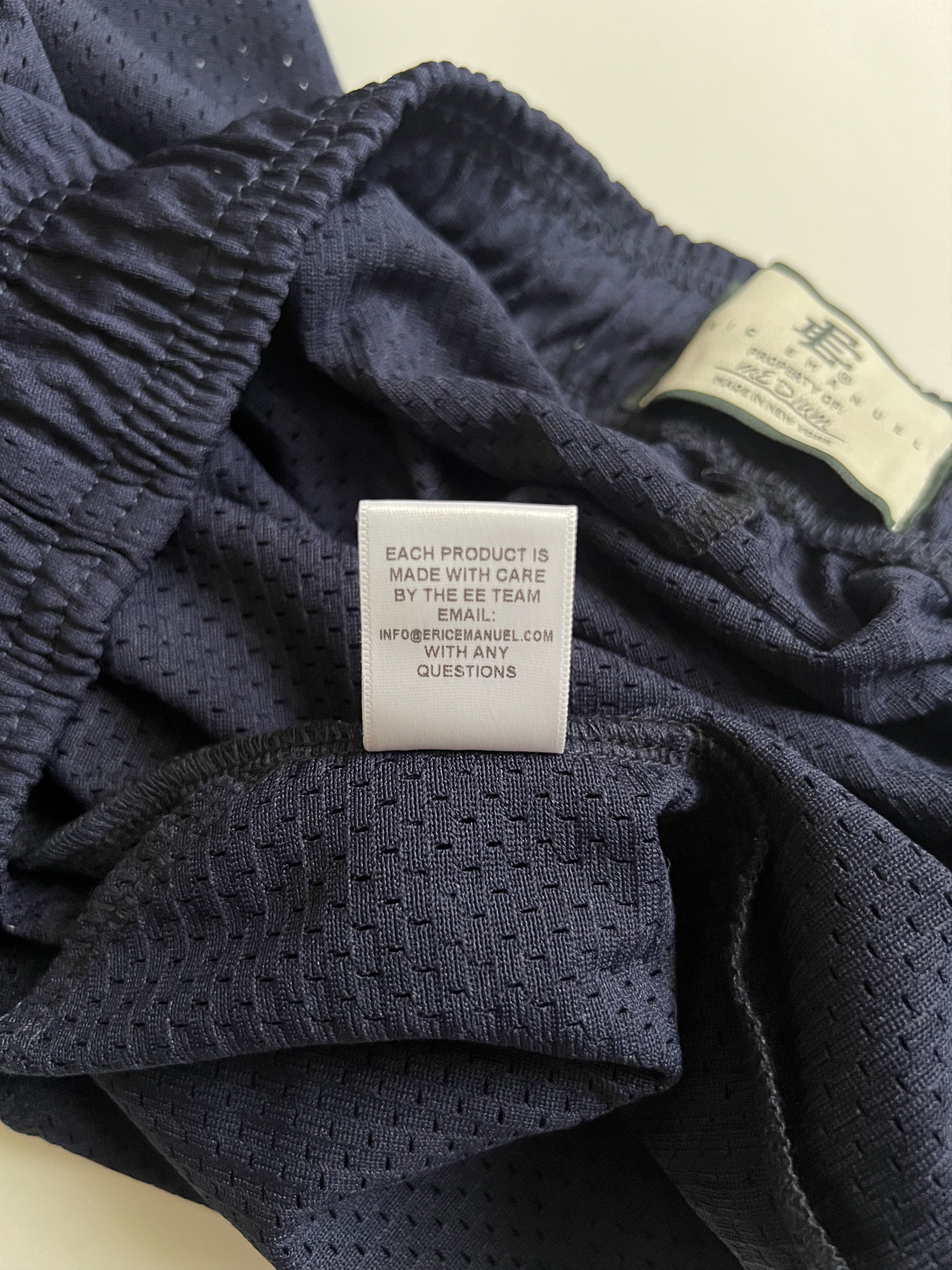 Eric Emanuel Size M - Authentic Eric Emanuel Basic Short Navy Bolt / Gold Size US 30 / EU 46 - 9 Thumbnail