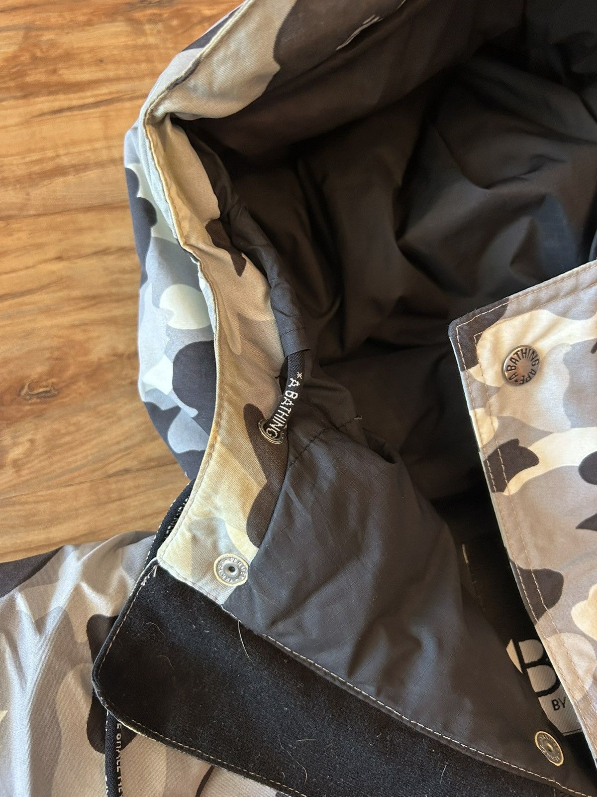 Bape OG Bape Snow Camo Snowboard Jacket Size US L / EU 52-54 / 3 - 12 Thumbnail
