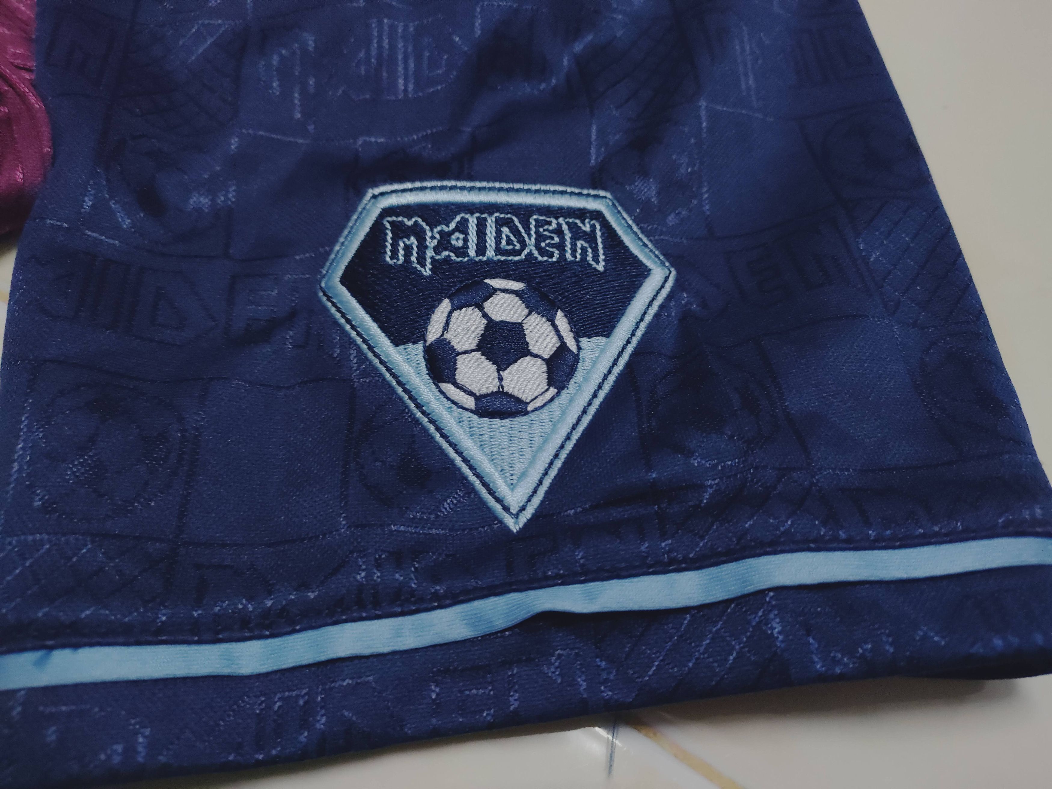 Band Tees × Iron Maiden × Vintage Vintage Iron Maiden Football Retro Final Frontier Jersey Tee Size US L / EU 52-54 / 3 - 10 Thumbnail