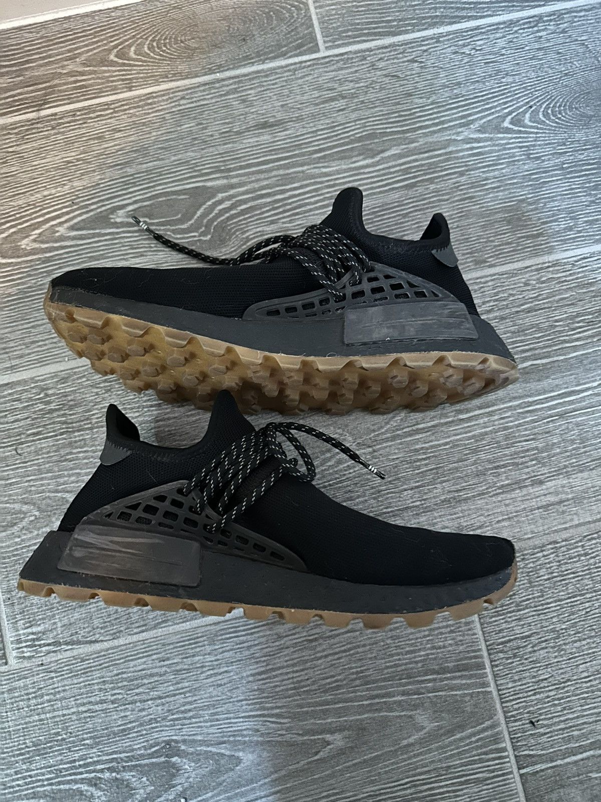Adidas × Pharrell adidas NMD Hu Trail Size US 9.5 / EU 42-43 - 4 Thumbnail