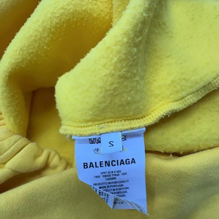 Balenciaga Balenciaga Yellow Long Sleeve Hoodie for Women 0079-2507 Size S / US 4 / IT 40 - 3 Thumbnail