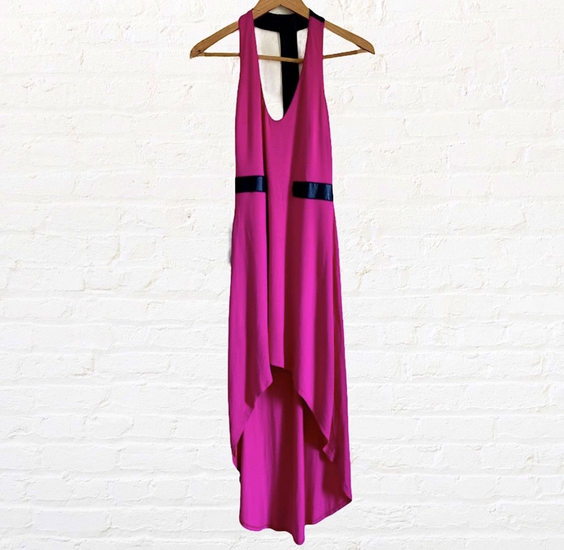 Bebe BEBE HOT PINK HIGH LOW T BACK HALTER DRESS Size S / US 4 / IT 40 - 1 Thumbnail