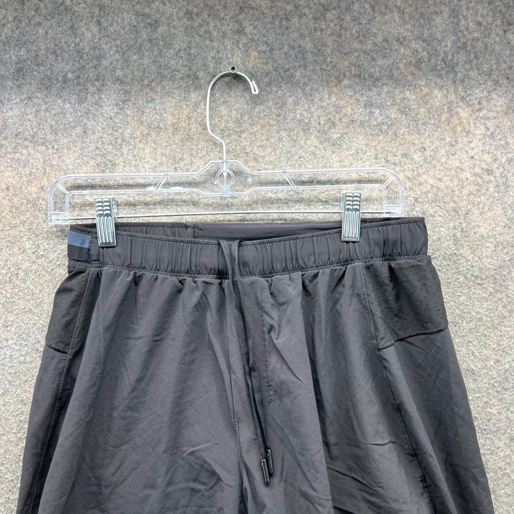 Lululemon Lululemon Shorts Mens XXS Gray Athletic Training Gym Drawstring Running Surge 2XS Regular Wide Inseam 6 in Knit Gray Pattern Solid Sports Activewear Size US 26 / EU 42 - 6 Thumbnail