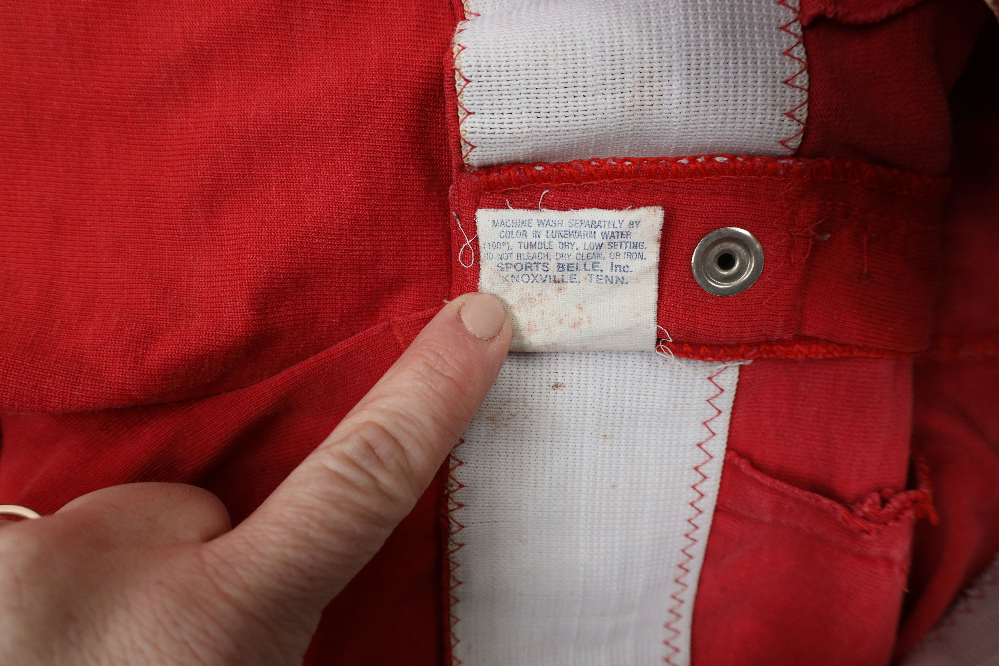 Vintage Vintage 70s Streetwear Knee Coach Coaches Shorts Red USA Size US 30 / EU 46 - 10 Thumbnail