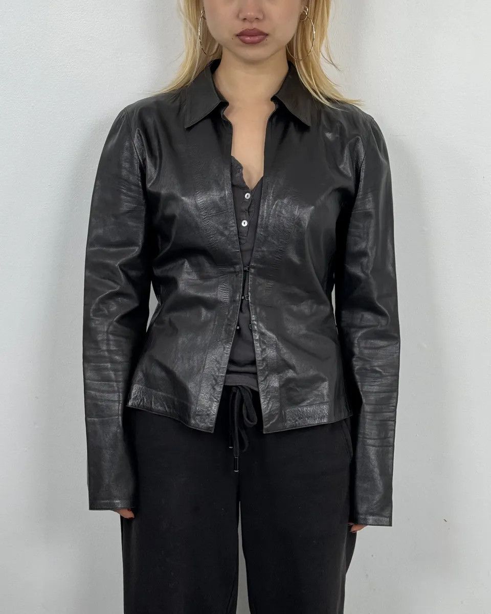Gucci FW2000 Gucci Black Premium Minimalist Leather Jacket Size M / US 6-8 / IT 42-44 - 2 Thumbnail