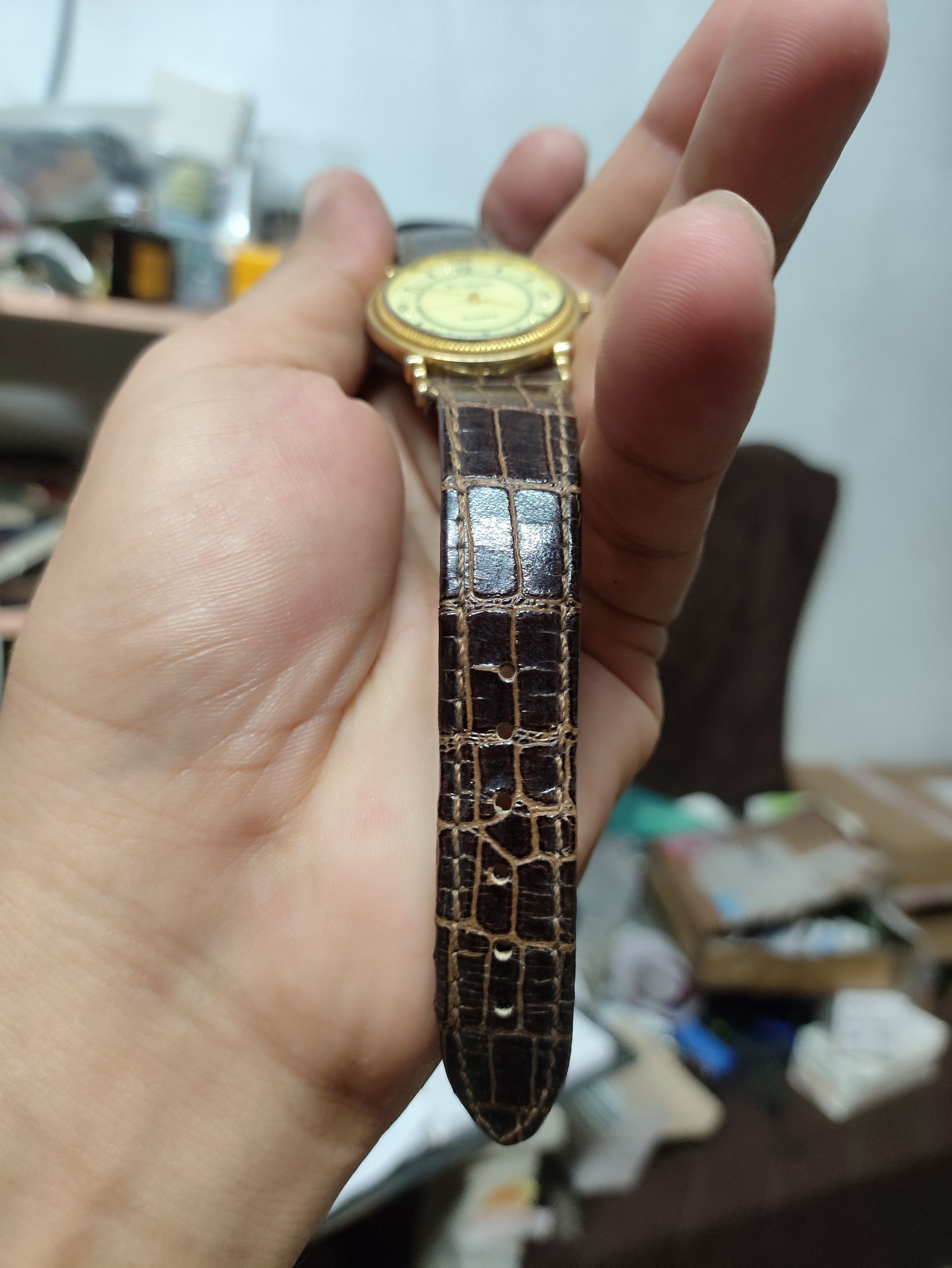 Vintage VINTAGE ST.MARIN QUARTZ WATCH (90s Retro & Simple Design) Size ONE SIZE - 8 Thumbnail