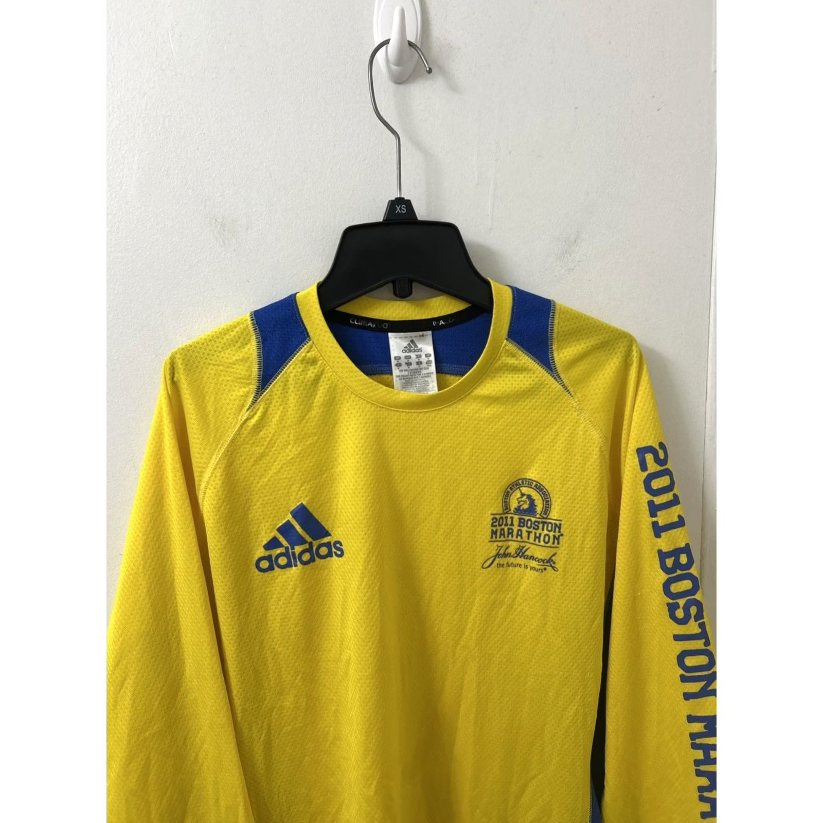 Adidas Adidas Boston Marathon 2011 Shirt Mens Medium Yellow Blue ClimaCool Running L/S Size US M / EU 48-50 / 2 - 2 Thumbnail