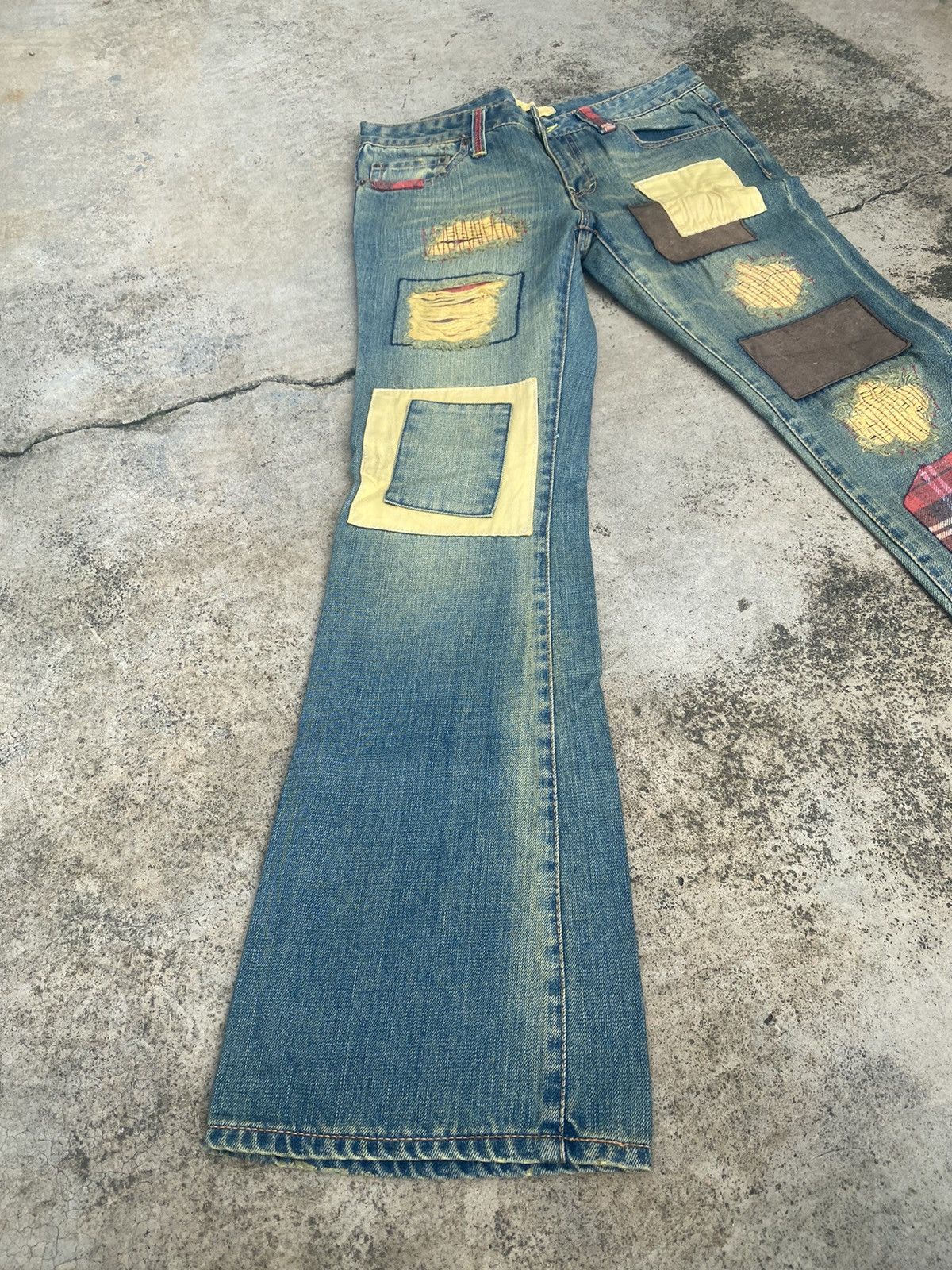 If Six Was Nine × Japanese Brand Flare Jeans Bonds & Peace Patchwork Fade Bootcut Size US 31 - 1 Thumbnail