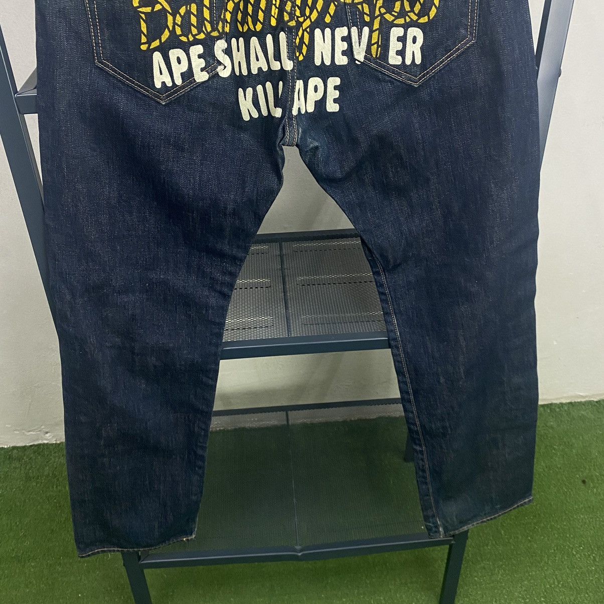 Bape Bathing Ape "Ape Shall Never Kill Ape" Denim Jeans Size 31" - 4 Thumbnail