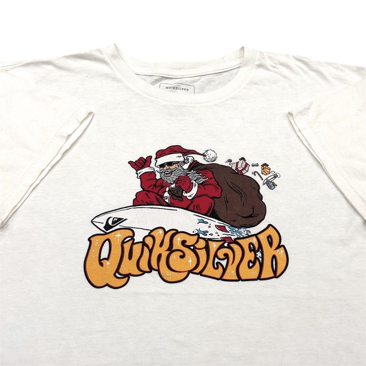 Quiksilver Quiksilver Santa Surf Center Logo Tshirt Size US L / EU 52-54 / 3 - 2 Thumbnail