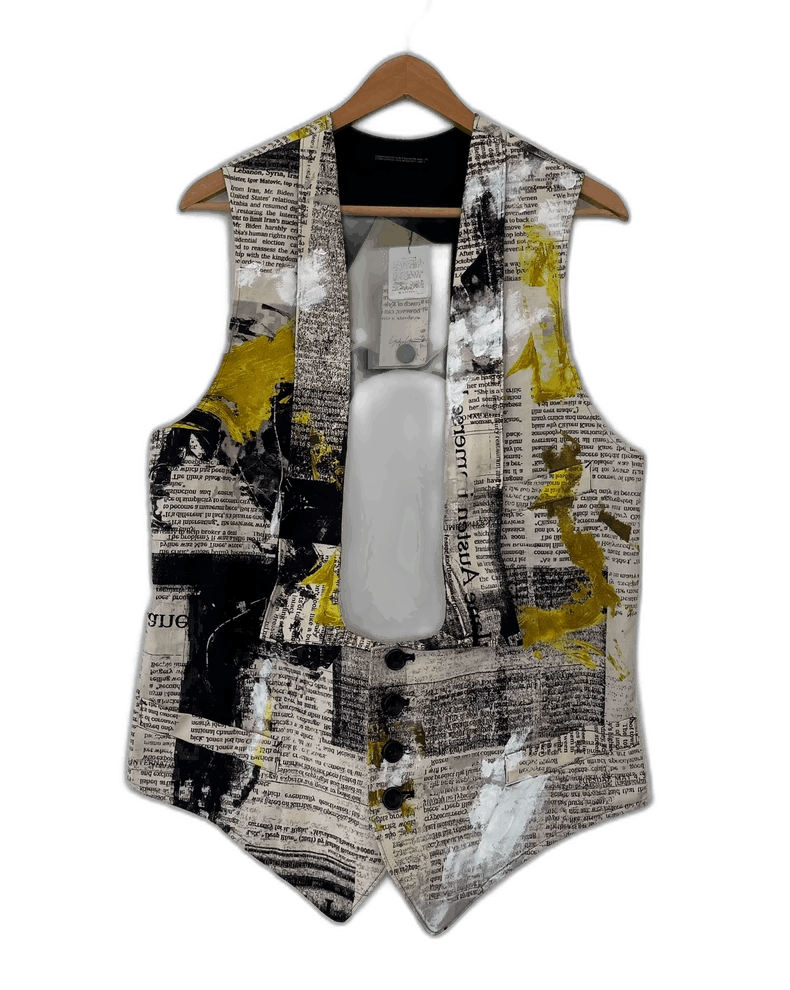 Yohji Yamamoto Yohji Yamamoto Newspaper Print Vest-2506 Size M / US 6-8 / IT 42-44 - 1 Thumbnail