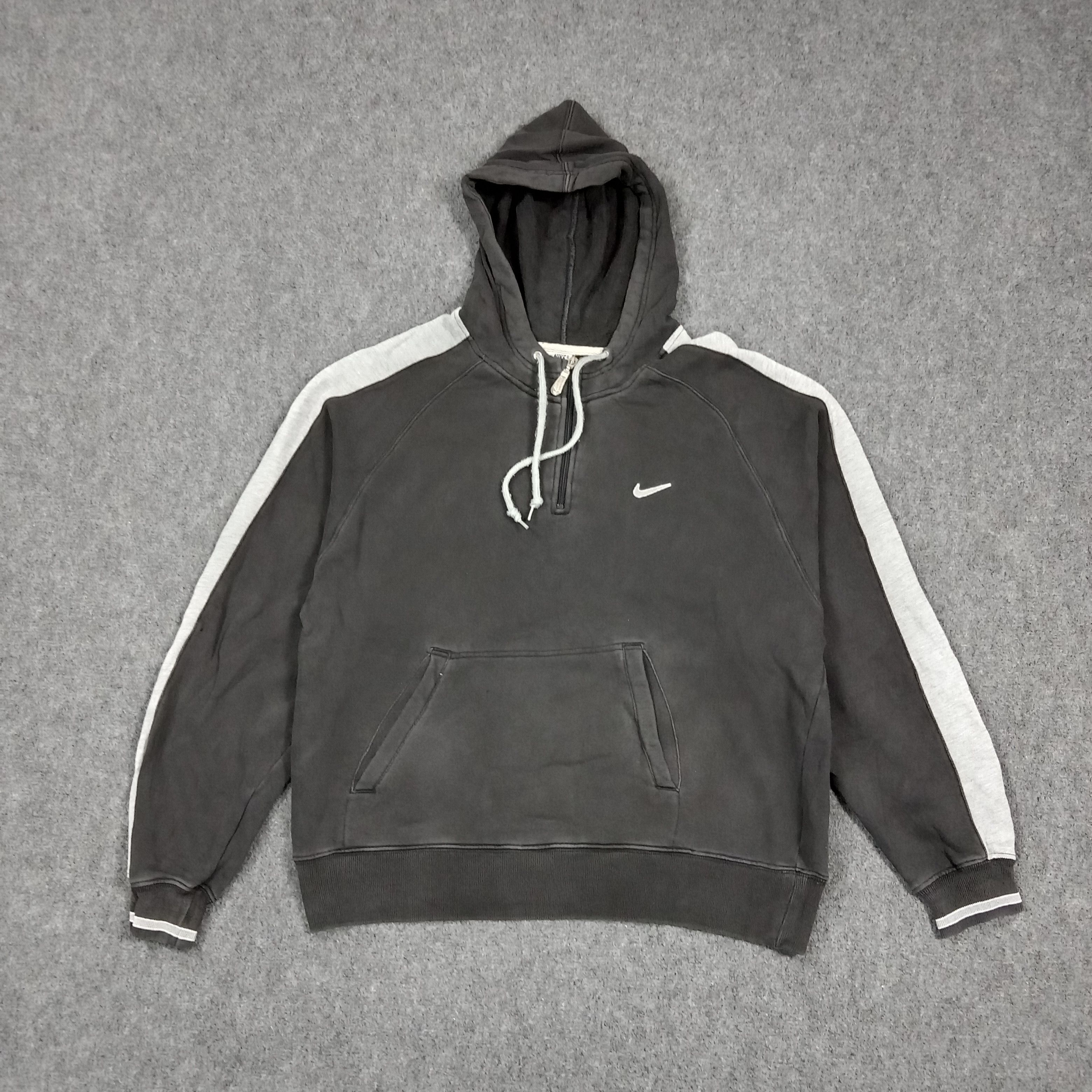 Nike Nike Hoodie Half Zipper Sportwear Sweatshirt C288N25 Size US M / EU 48-50 / 2 - 1 Thumbnail