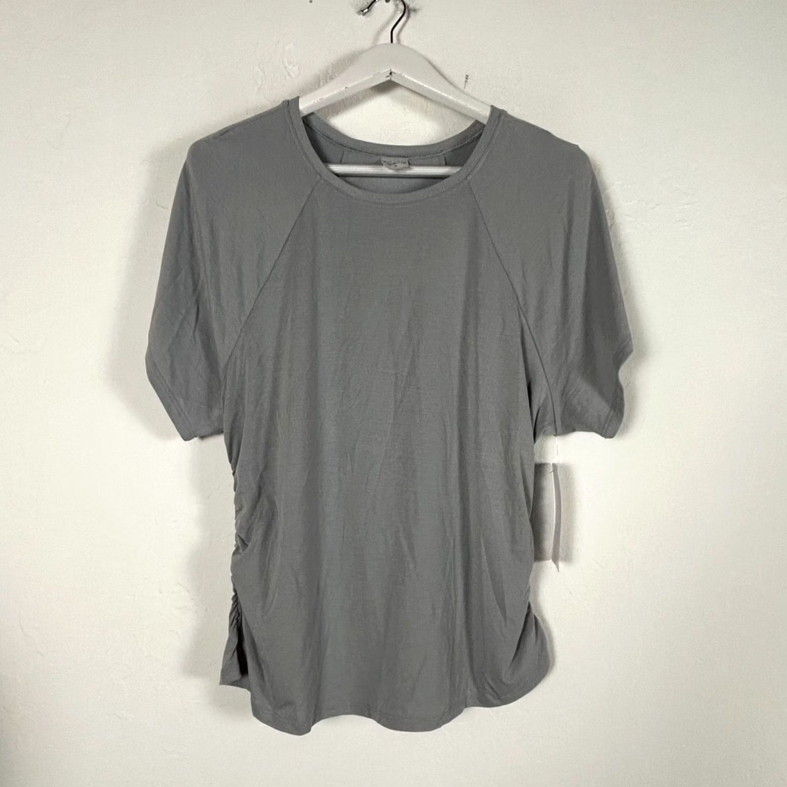 Athleta Athleta With Ease Cinch Tee Womens Large Gray Short Sleeve Active Breathable New Size 36" / US 14 / IT 50 - 2 Thumbnail