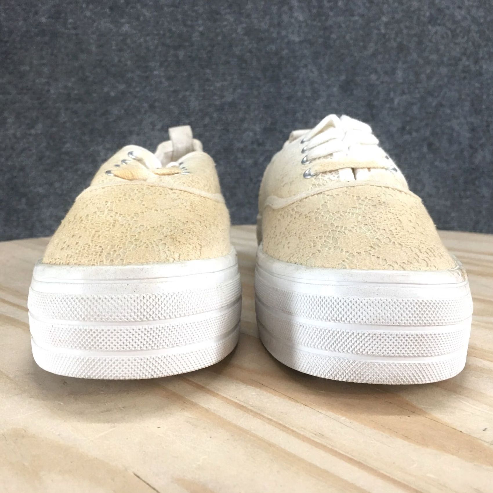 H&M Divided by H&M Shoes Womens 8 Platform Lace Sneaker Beige Lace Up Low Top Casual Size M / US 6-8 / IT 42-44 - 7 Thumbnail