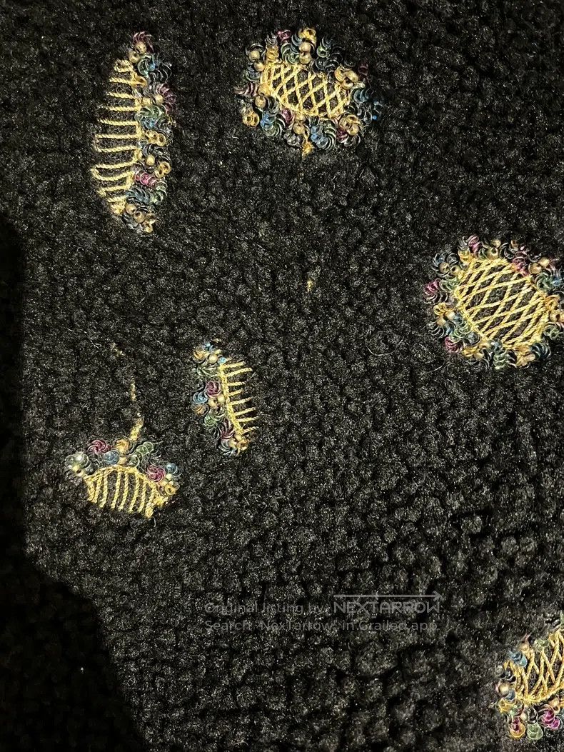 Valentino Valentino Heavy embroidered fur jacket Size S / US 4 / IT 40 - 8 Thumbnail