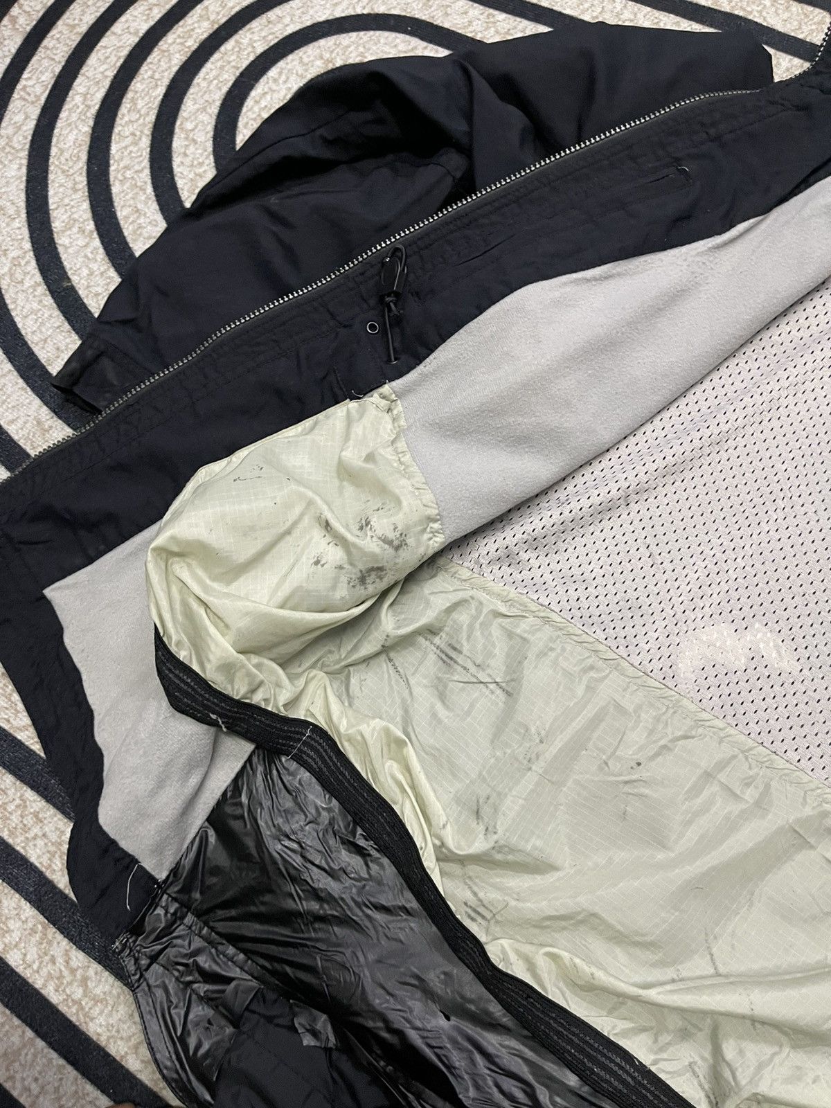 Stussy VINTAGE OG STUSSY OUTDOOR S80 WINDBREAKER DISTRESSED Size US M / EU 48-50 / 2 - 24 Thumbnail