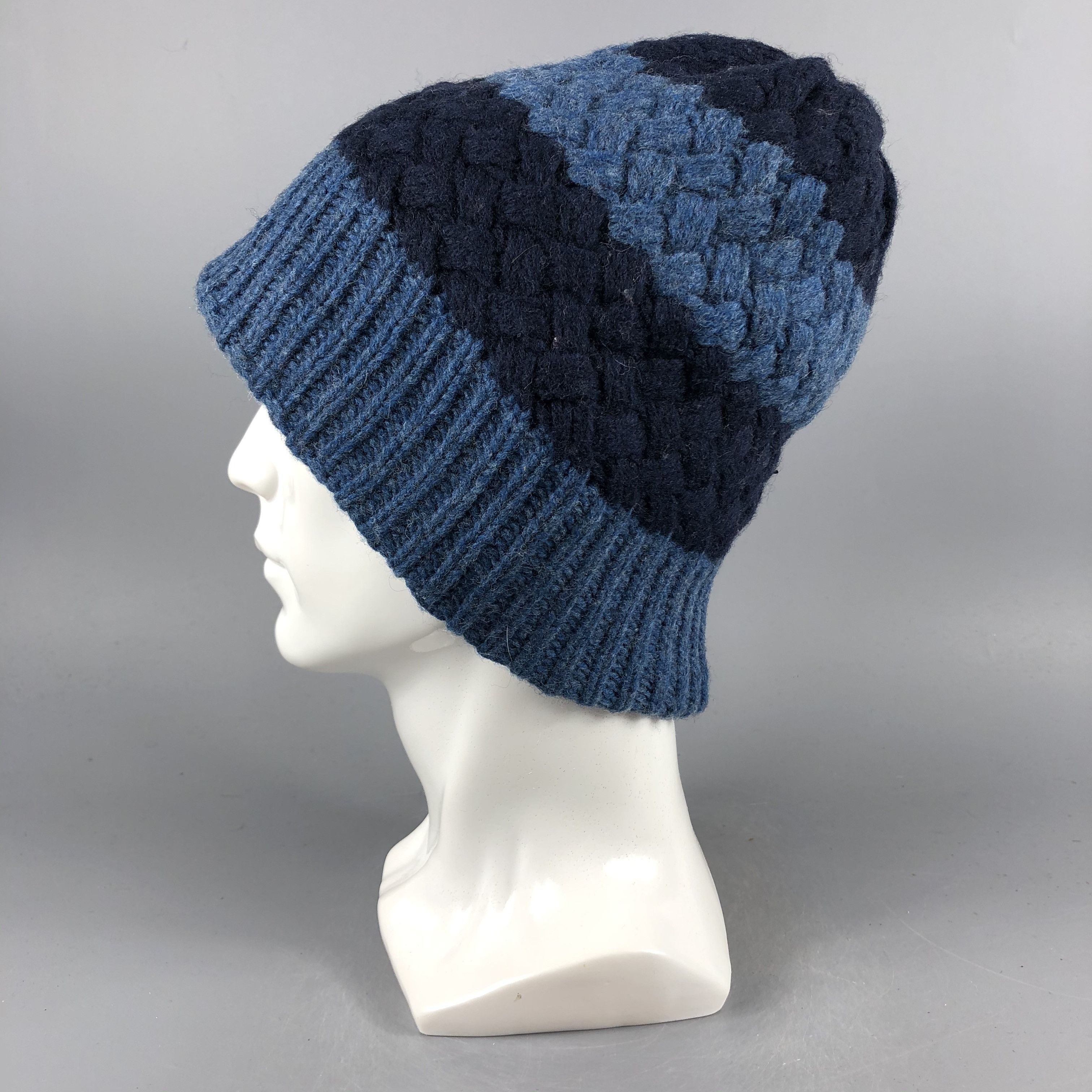 Japanese Brand × Vintage Japanese Brand Stripe Beanie Snow Hat Snow Cap -D1203 Size ONE SIZE - 1 Thumbnail