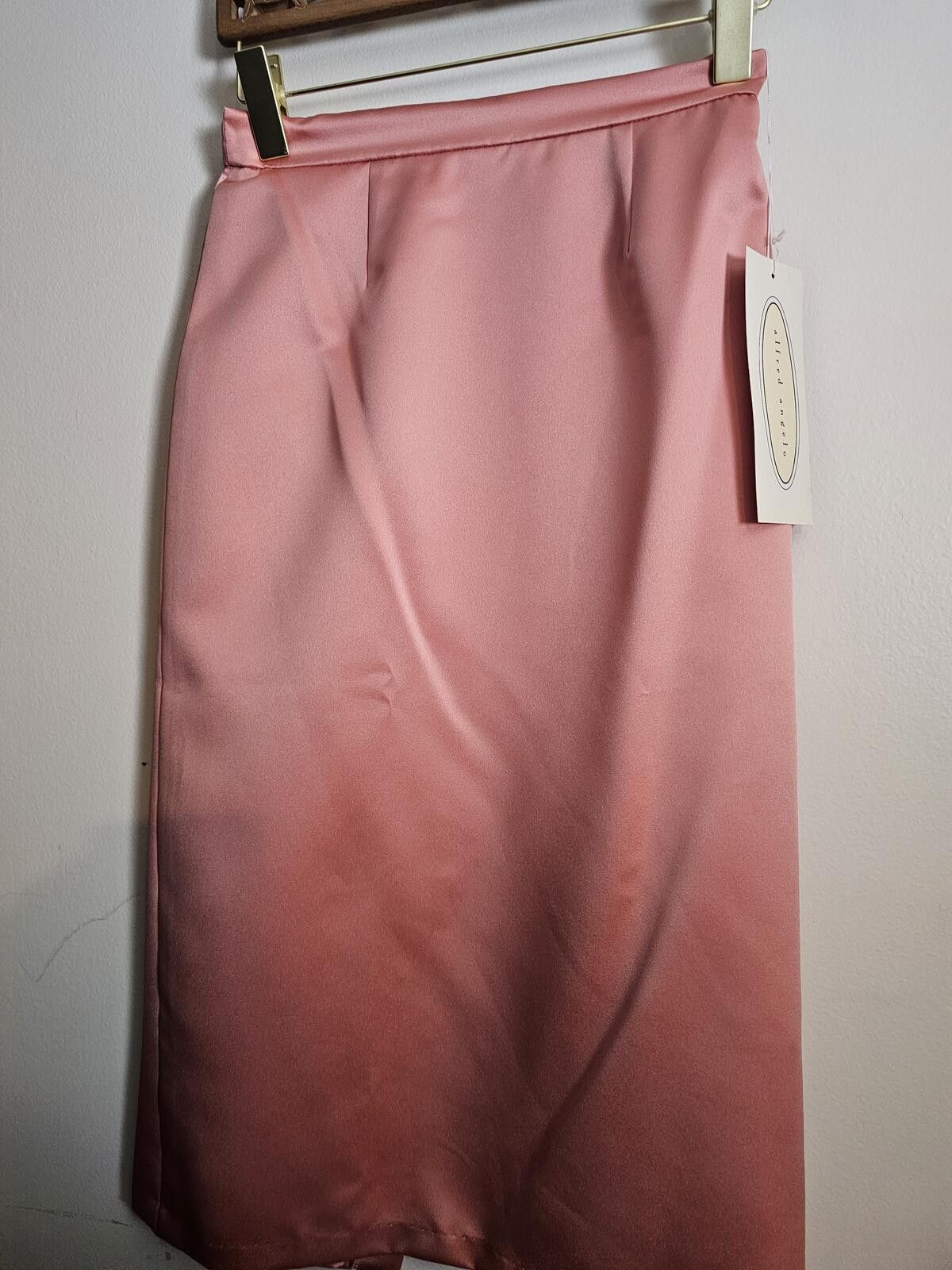 Other NWT Alfred Angelo Skirt Light Pink Womens Size 8 Satin Size 30" / US 8 / IT 44 - 1 Thumbnail