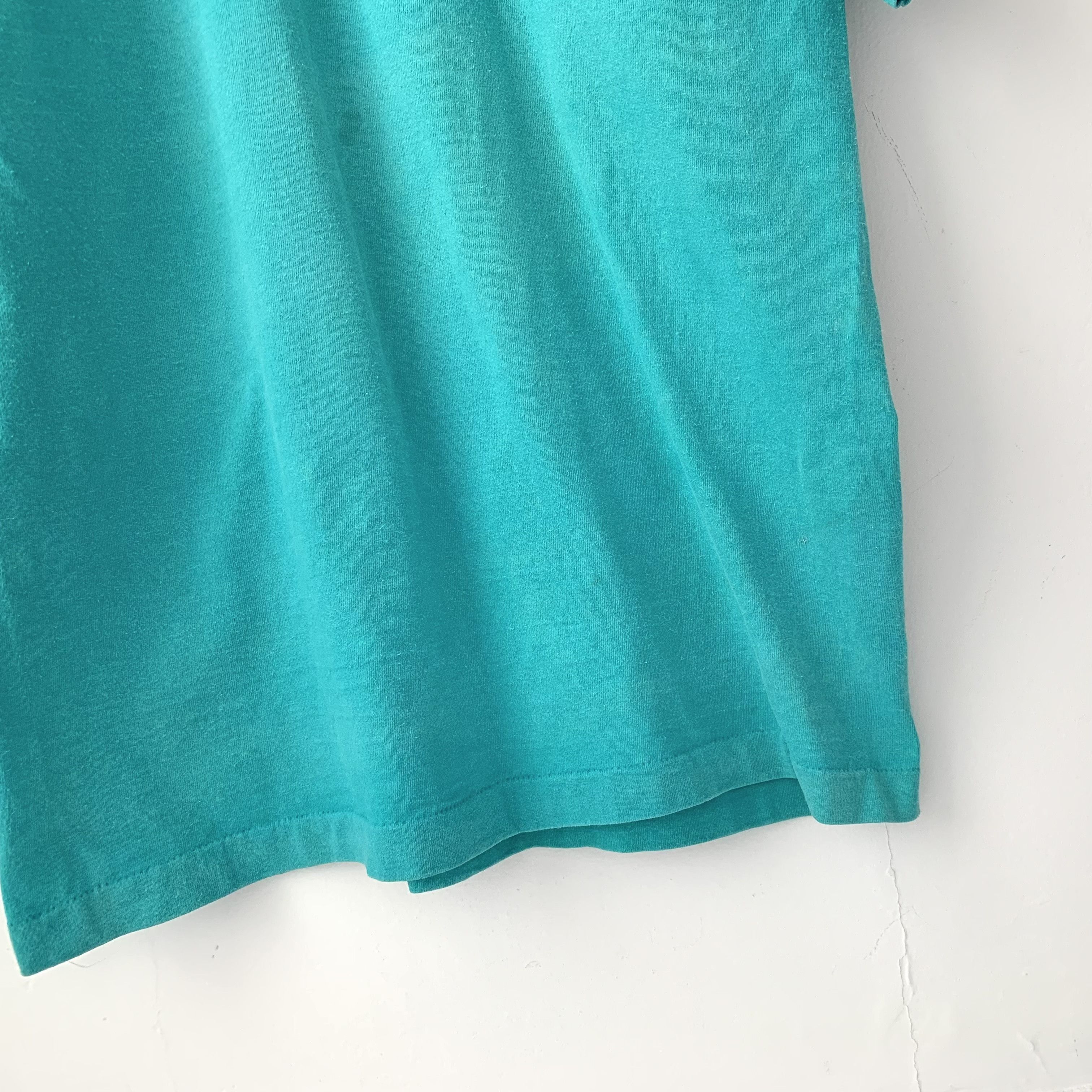 Other vintage 90s teal Vermont Institute of Natural Science Size US L / EU 52-54 / 3 - 7 Thumbnail