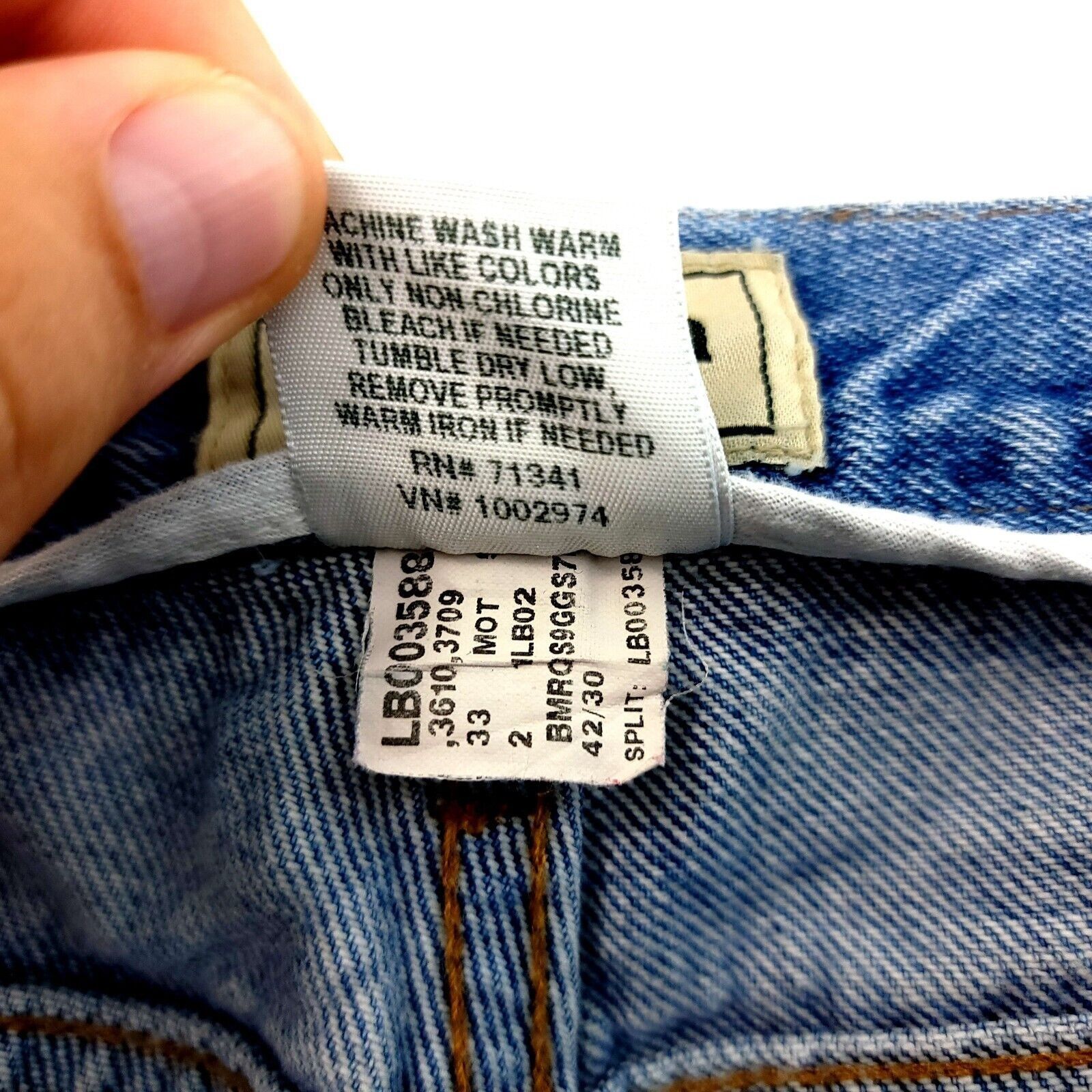 L.L. Bean L.L. Bean Light Wash Blue Denim Comfort Waist Jeans 42/30 Hi Size US 42 / EU 58 - 8 Thumbnail