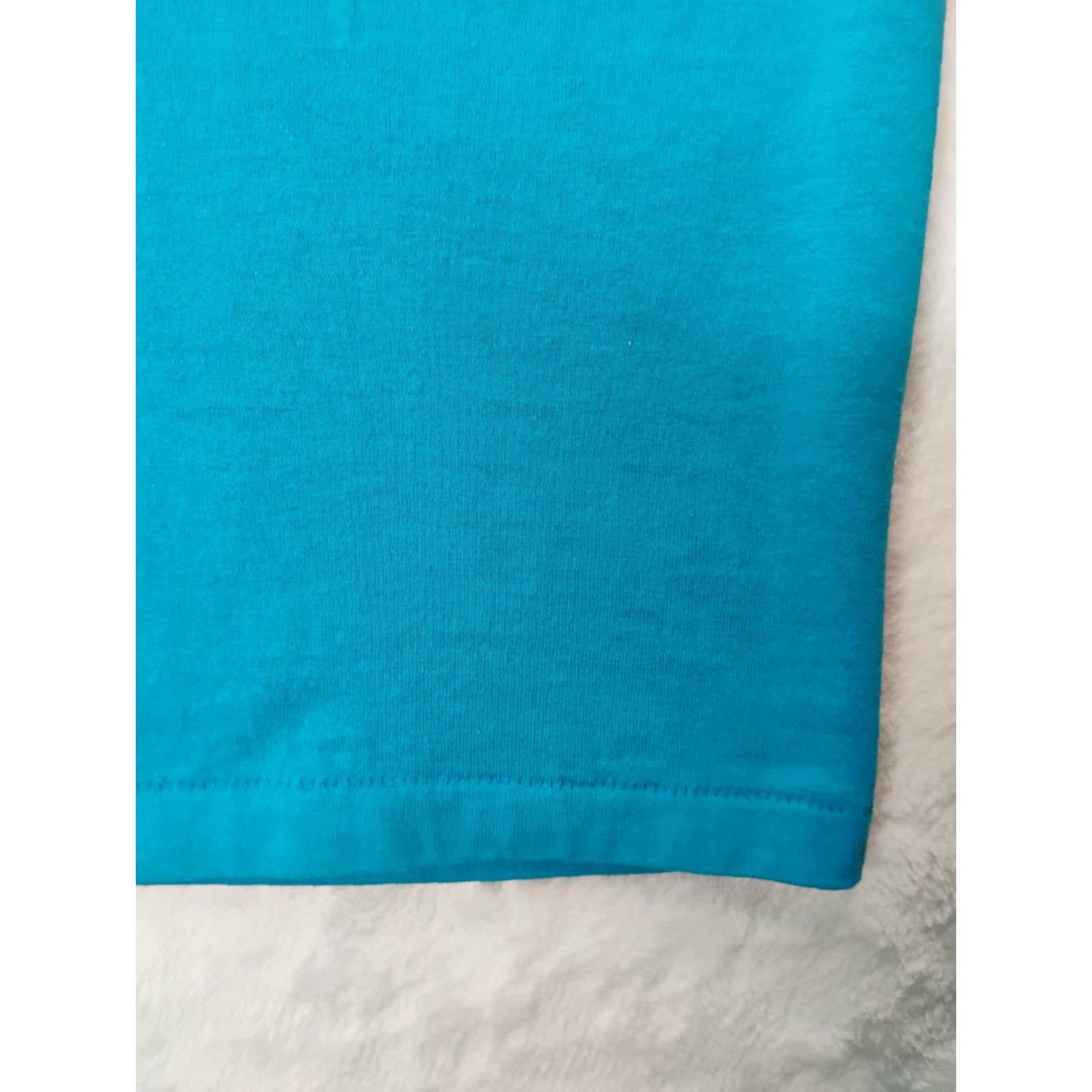 Hanes VINTAGE Hanes T-Shirt Short Sleeve Crew Neck Blue S Mens Small Solid Initials Not Applicable? Size US S / EU 44-46 / 1 - 5 Thumbnail