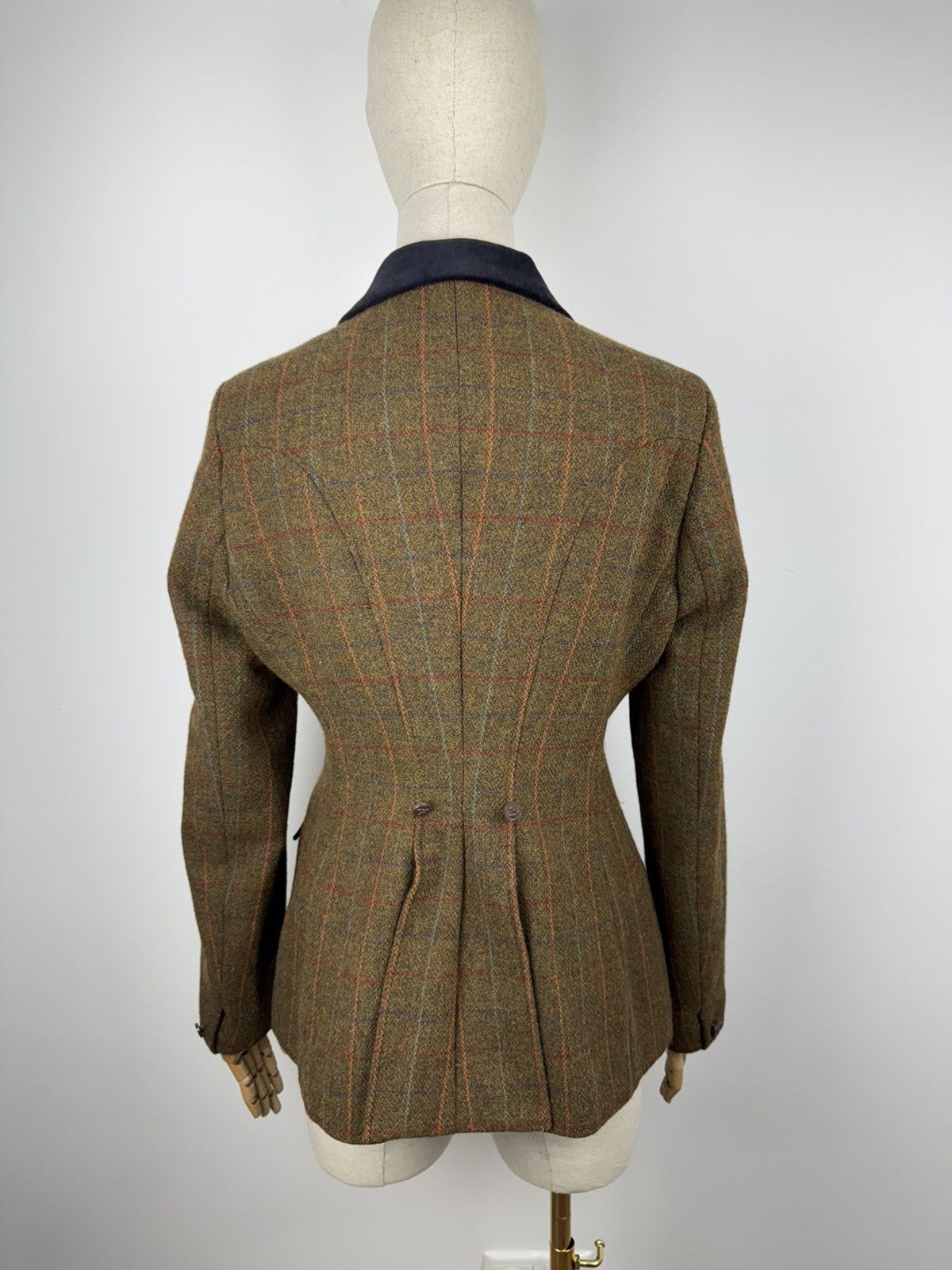 Vintage Woman’s Aubrion Saratoga Tweed Hacking Show Jacket size 10 Size L / US 10 / IT 46 - 6 Thumbnail