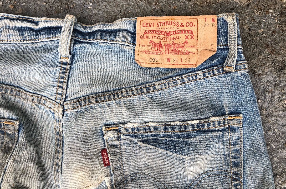Lee × Levi's Vintage Clothing × Vintage 🔥Hard to find 🔥Vintage Levis Kurt Cobain Style Jeans💥 Size US 30 / EU 46 - 10 Thumbnail