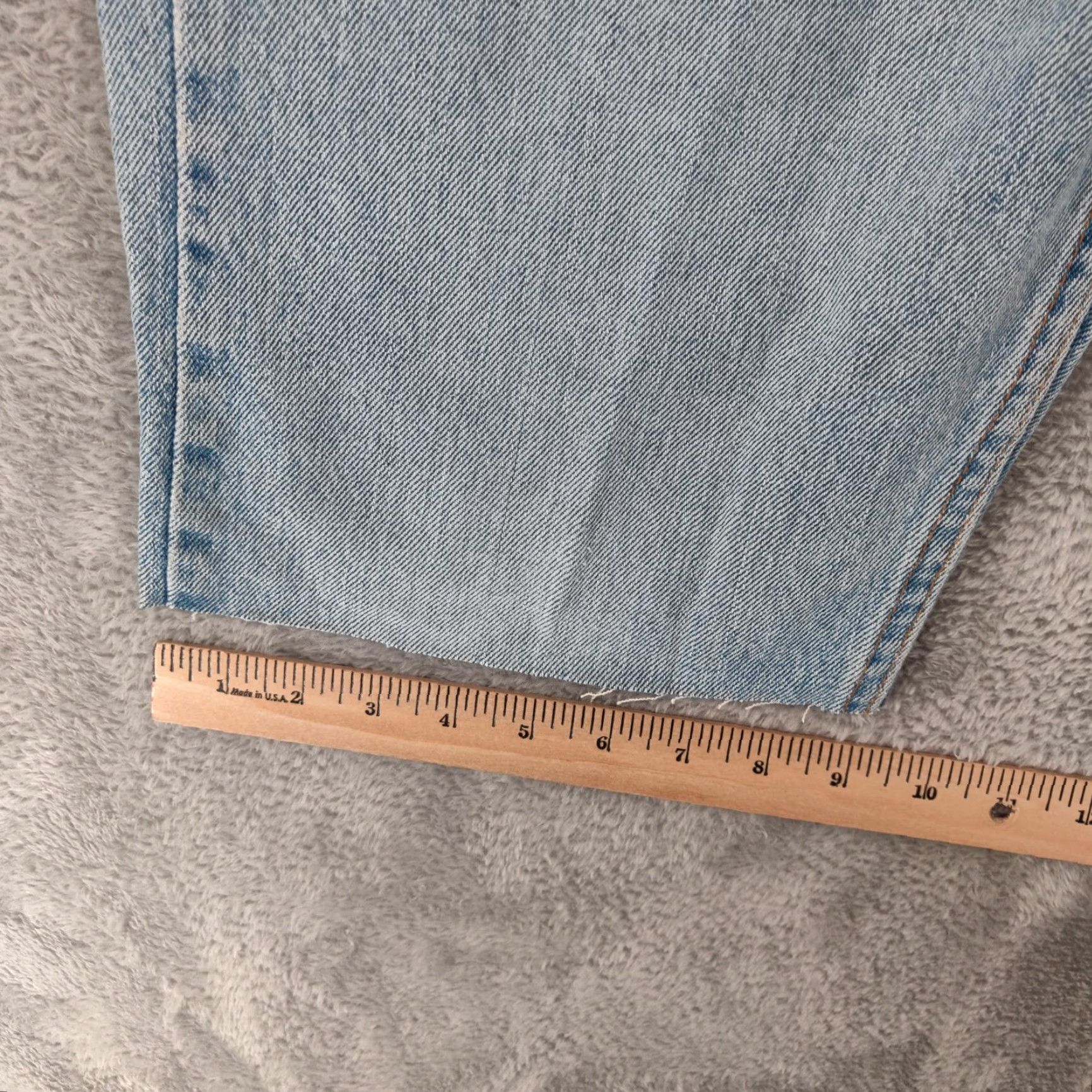 Levi's VINTAGE Levi's 505 Shorts Men 34 32x12 Blue Cutoff Denim Button Fly 90s USA Bermuda Distressed Pockets Size US 34 / EU 50 - 5 Thumbnail