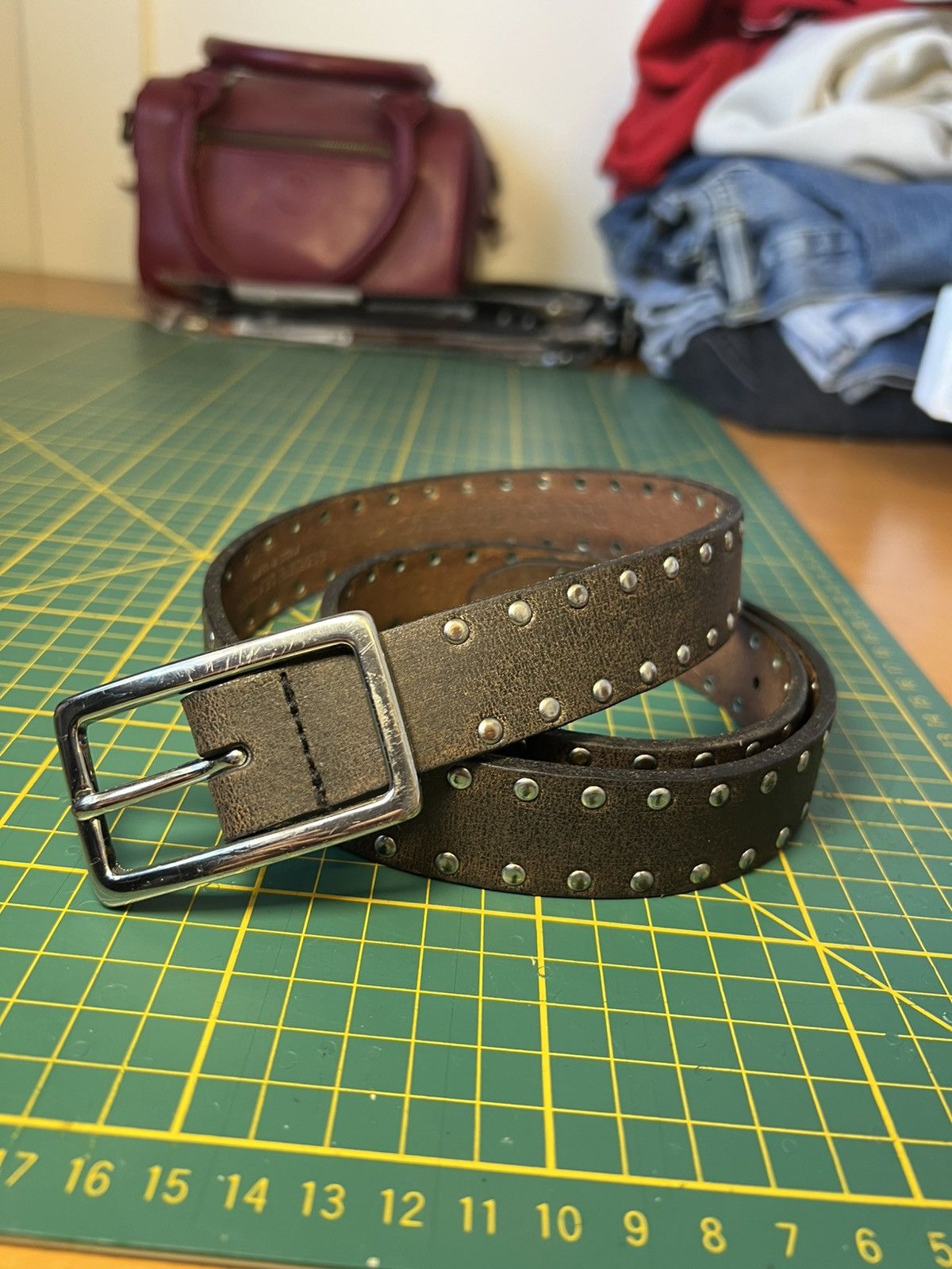 Vintage Vintage studded genuine leather belt Size ONE SIZE - 1 Thumbnail