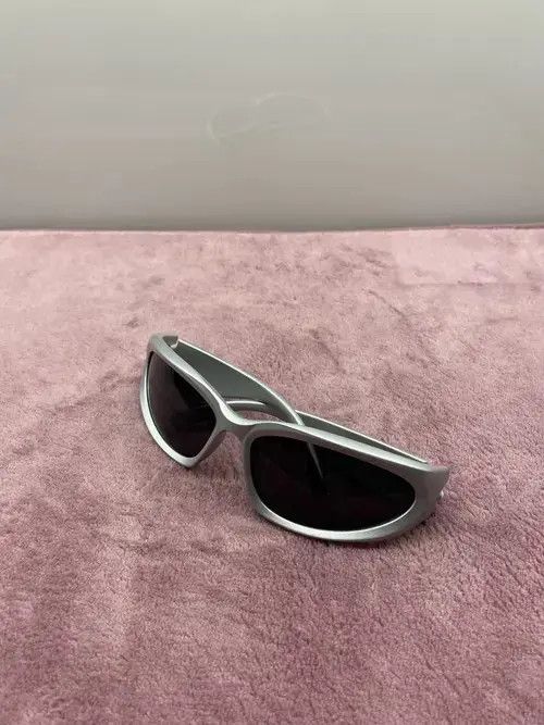 Electric Visual × Japanese Brand Vintage Silver and black Y2K glasses Sunglasses cyber Size ONE SIZE - 3 Thumbnail