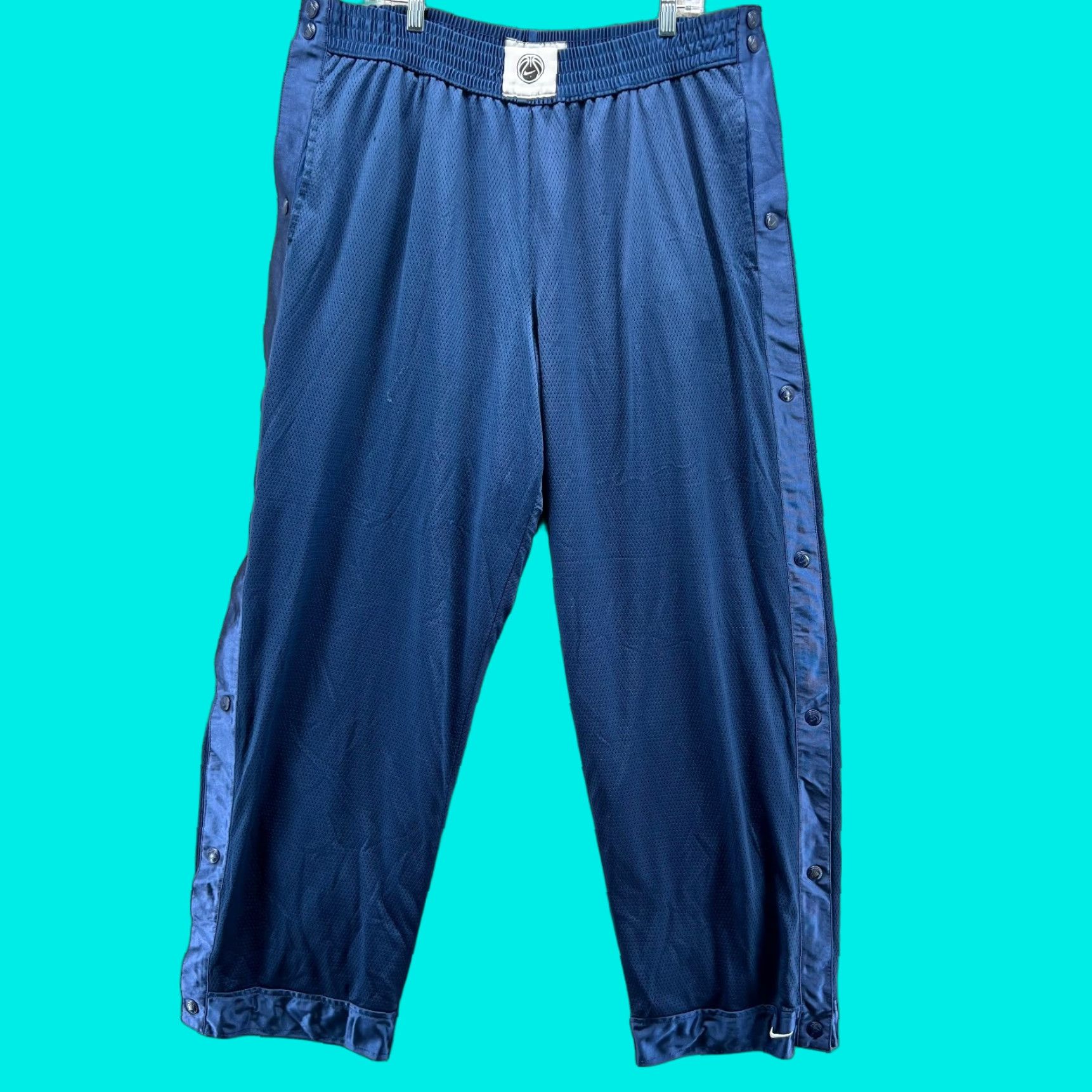 Nike Nike Pants Track Reversible Tearaway XL Blue Mens Retro Basketball Snap Width 39in 31in Inseam 2000s Size US 36 / EU 52 - 1 Thumbnail