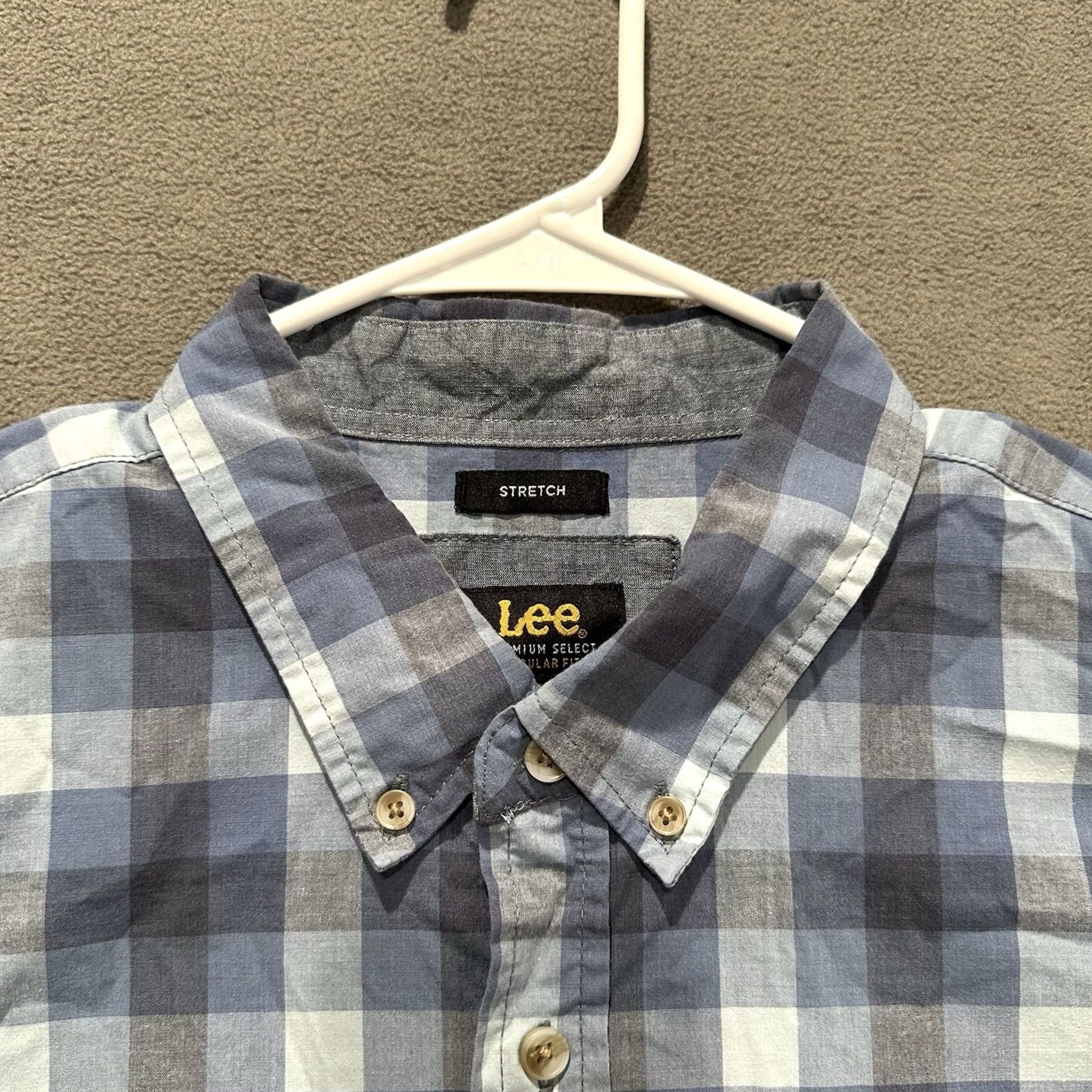 Lee Lee Shirt Mens XL Blue Check Short Sleeve Button Down Stretch Regular Fit EUC Size US XL / EU 56 / 4 - 3 Thumbnail