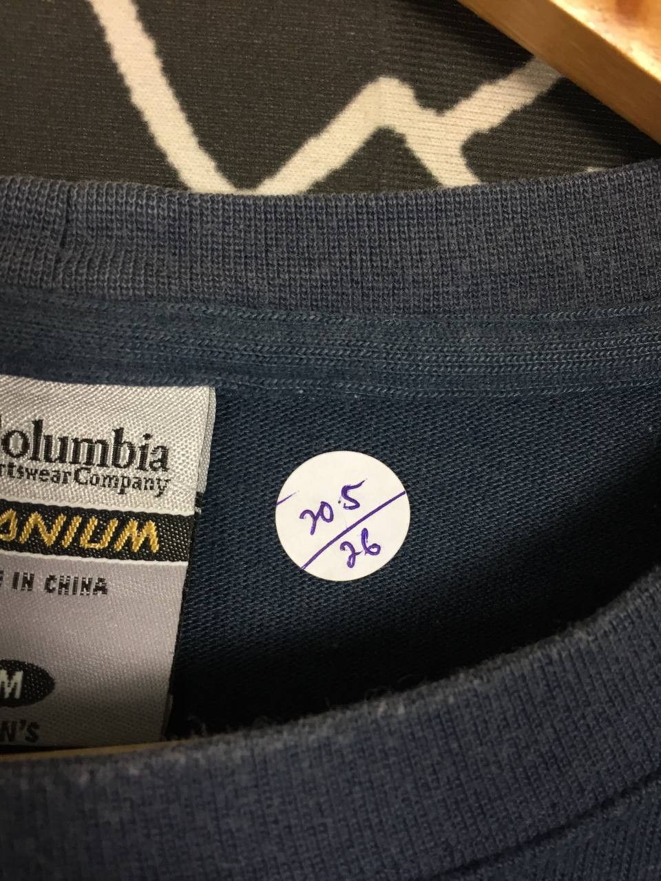 Columbia × Vintage Columbia Sportswear Titanium Where Mother Nature Plays Tee Size US M / EU 48-50 / 2 - 12 Thumbnail