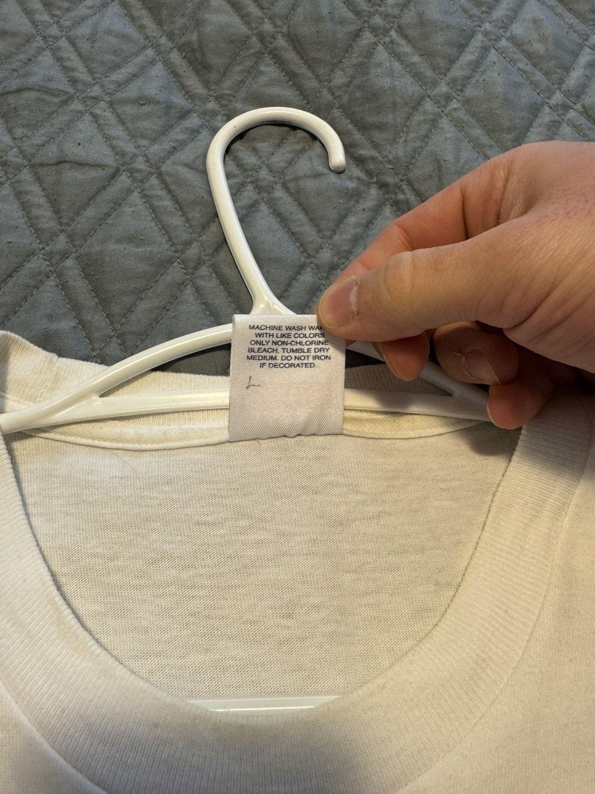 Supreme Supreme “Neil Young” Tee - White Size US L / EU 52-54 / 3 - 4 Thumbnail