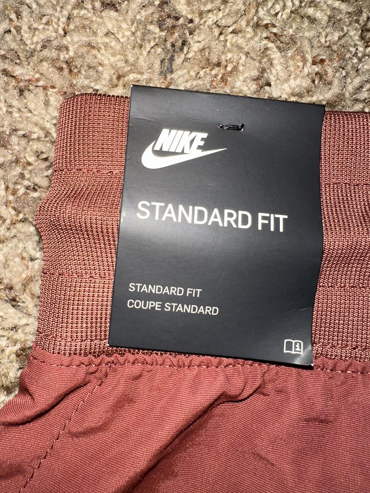 Nike Nike Women's Sportswear Nylon Brown Shorts Size 32" / US 10 / IT 46 - 10 Thumbnail