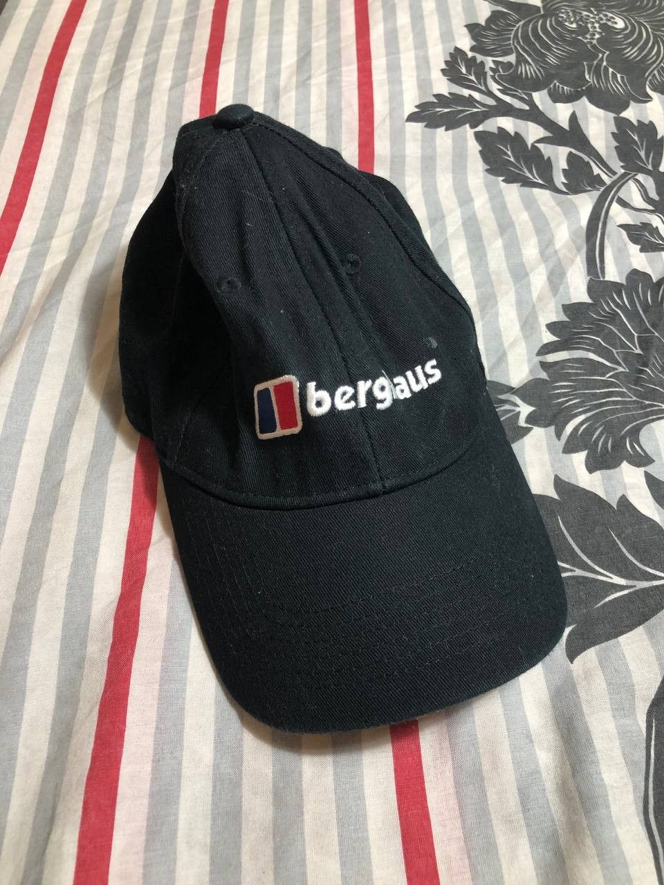 Berghaus Unisex Logo Recognition Trucker Cap Size ONE SIZE - 5 Thumbnail