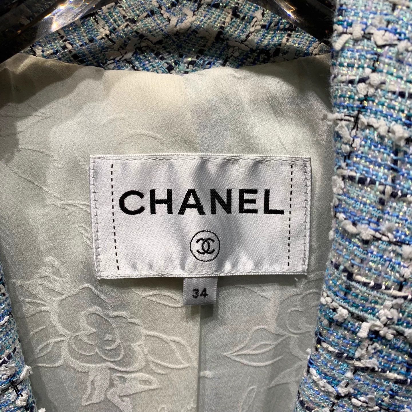 Chanel Women's CHANEL 19C Cruise Blue Coco Blazer Jennie Size XS / US 0-2 / IT 36-38 - 2 Thumbnail