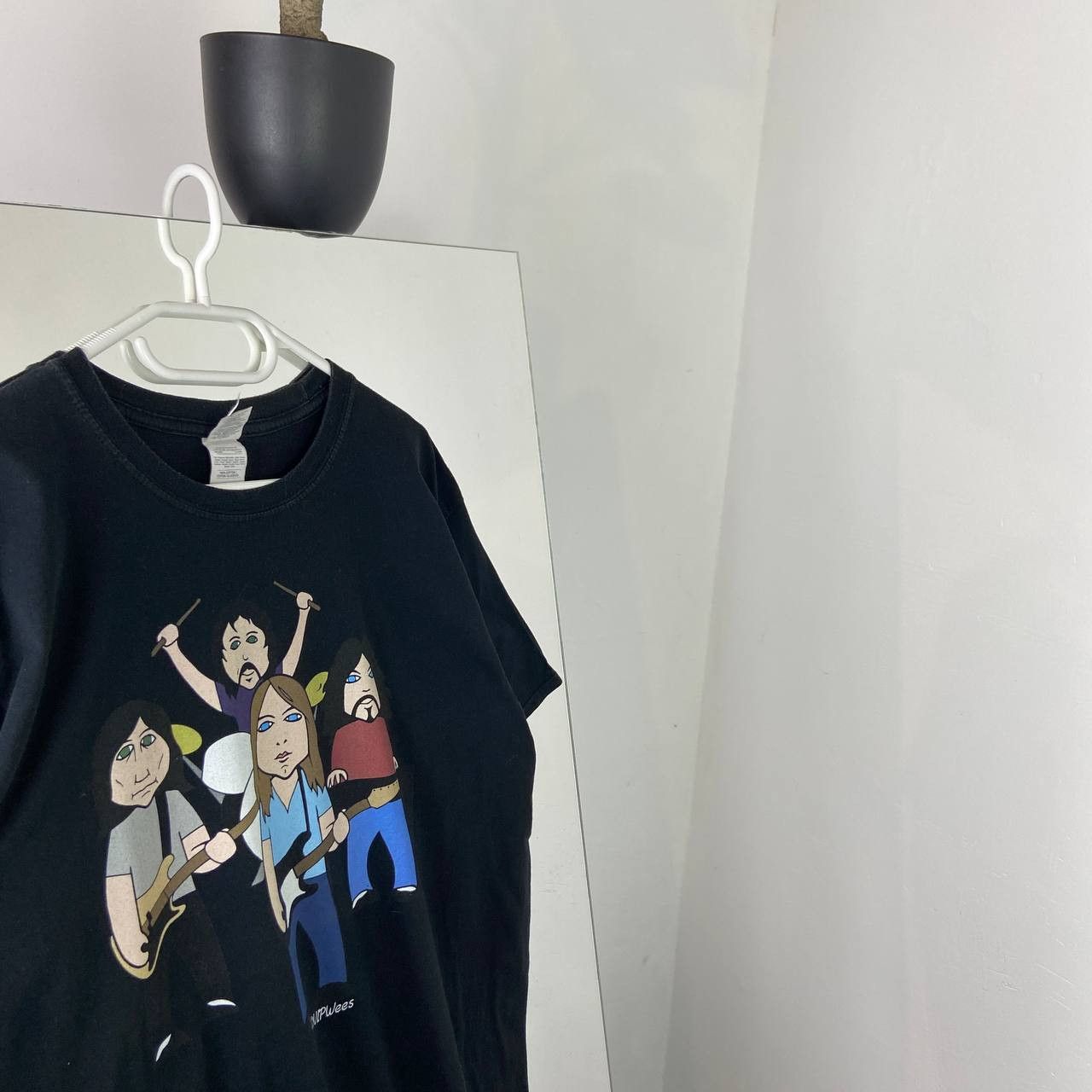 Vintage Vintage Y2K Cartoon Rock Band T-Shirt Size US XL / EU 56 / 4 - 2 Thumbnail