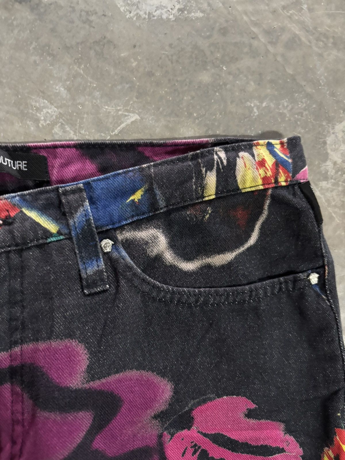Versace VERSACE JEANS COUTURE bootcut flare jeans crazy overprint Size US 30 / EU 46 - 12 Thumbnail