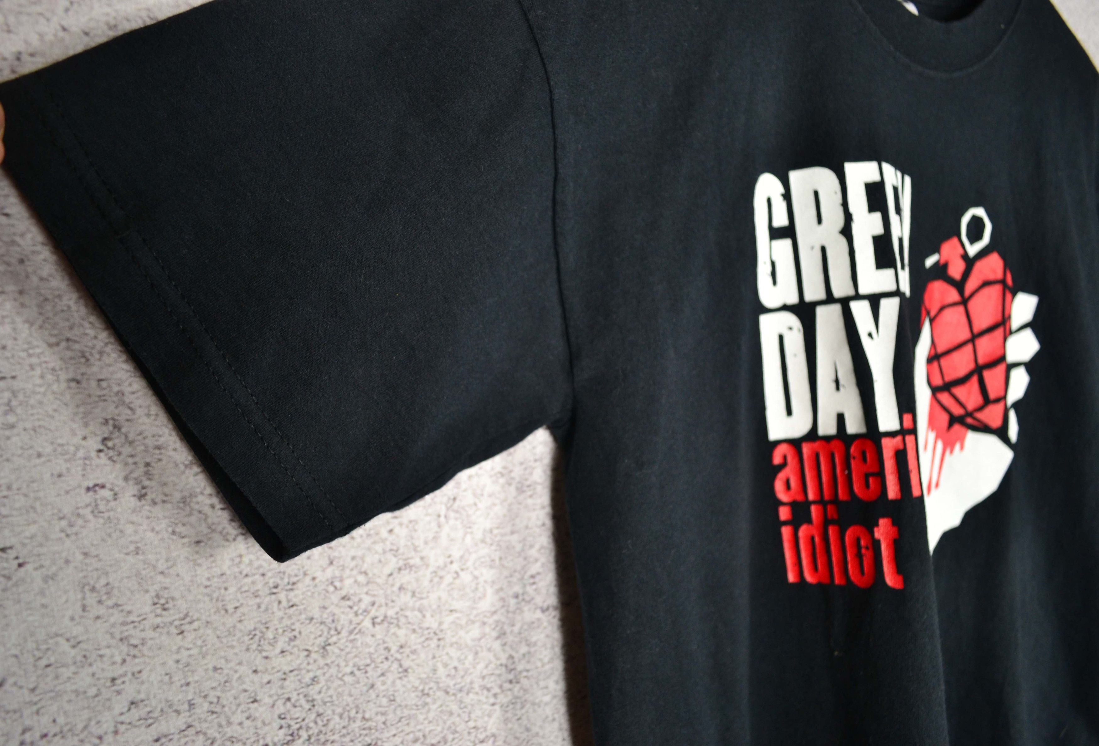 Band Tees Vintage RARE 2004 Green Day American Idiot Band Tee Size US S / EU 44-46 / 1 - 5 Thumbnail