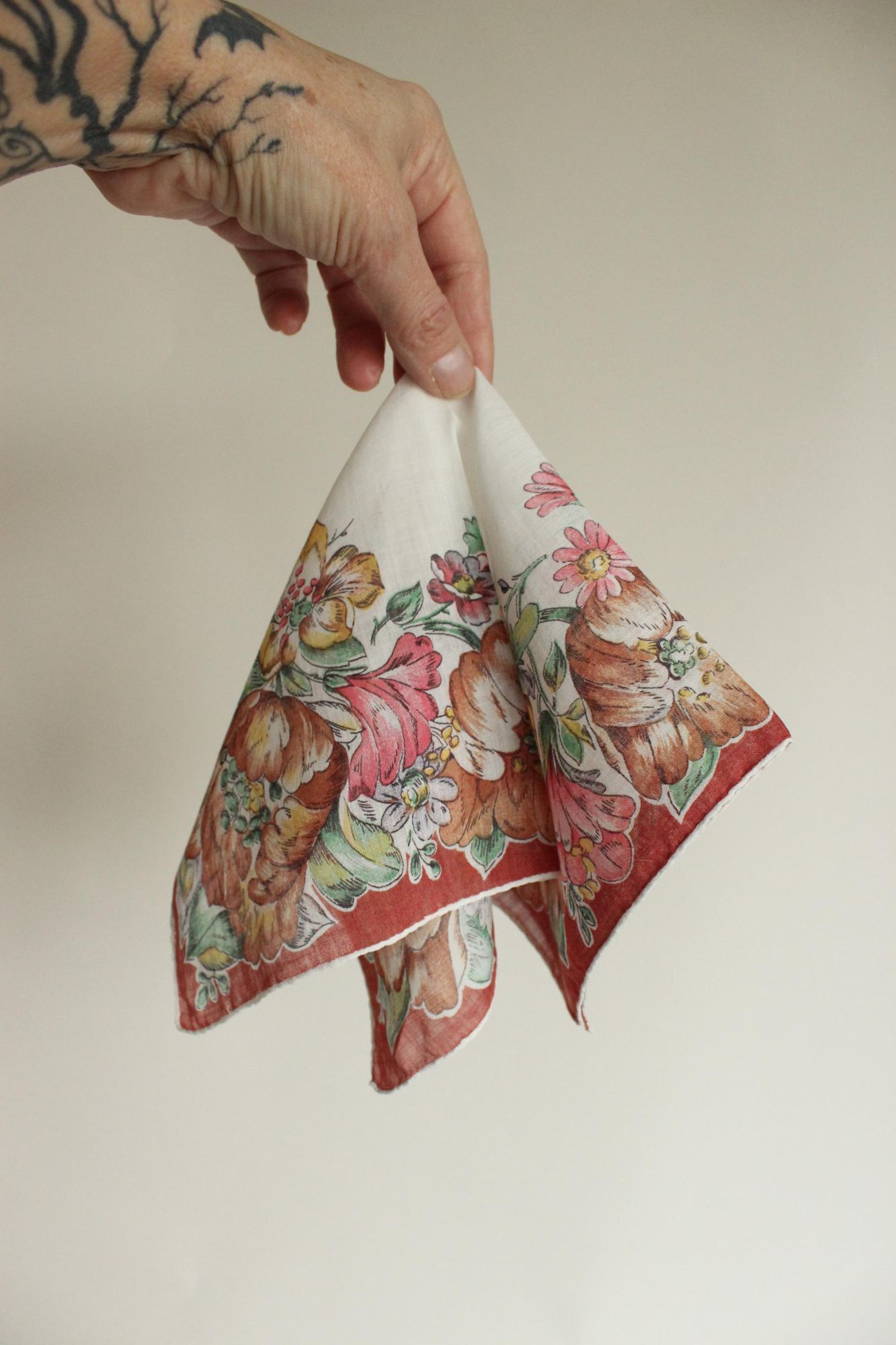 Vintage Vintage Handkerchief, Brown Flower Print Cotton Hanky Size ONE SIZE - 10 Thumbnail