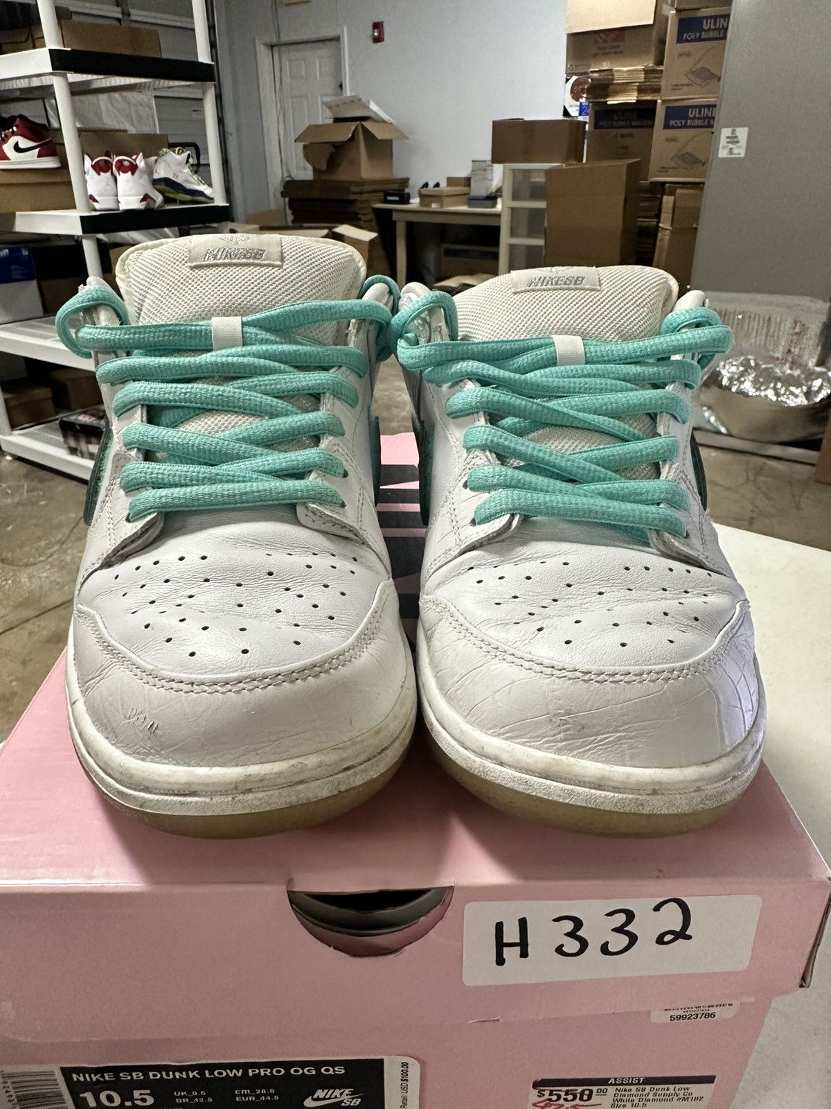 Nike Nike sb dunk low white diamond Size US 10.5 / EU 43-44 - 2 Thumbnail