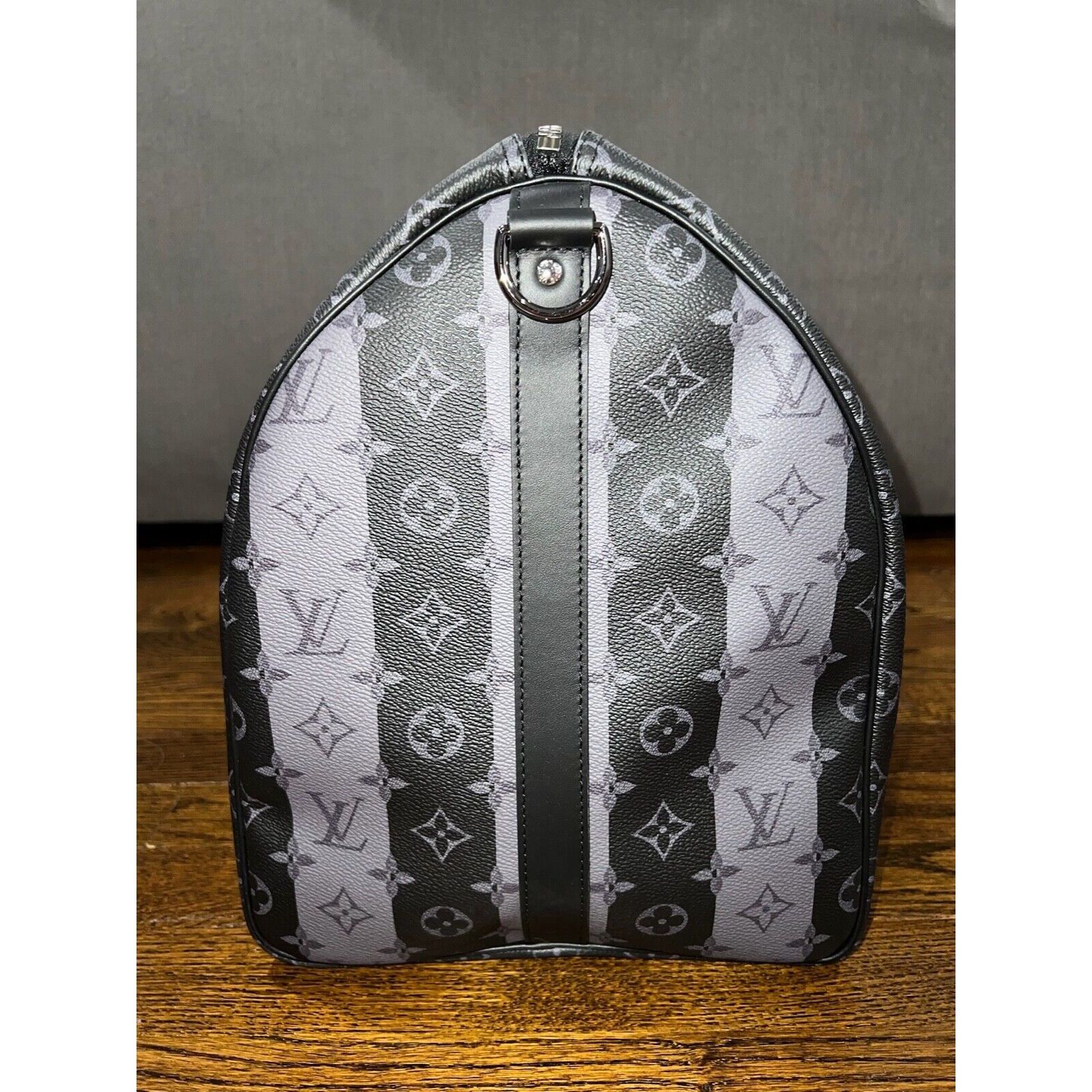 Louis Vuitton Louis Vuitton Keepall Black Stripe Monogram Heart Travel Bag Size ONE SIZE - 9 Thumbnail
