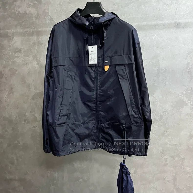 Louis Vuitton Louis Vuitton Navy Solid Zip Hooded Long Sleeve Jacket Size US L / EU 52-54 / 3 - 1 Thumbnail