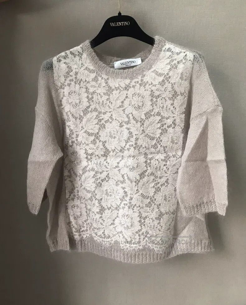 Valentino Valentino Lace knits Size S / US 4 / IT 40 - 2 Thumbnail