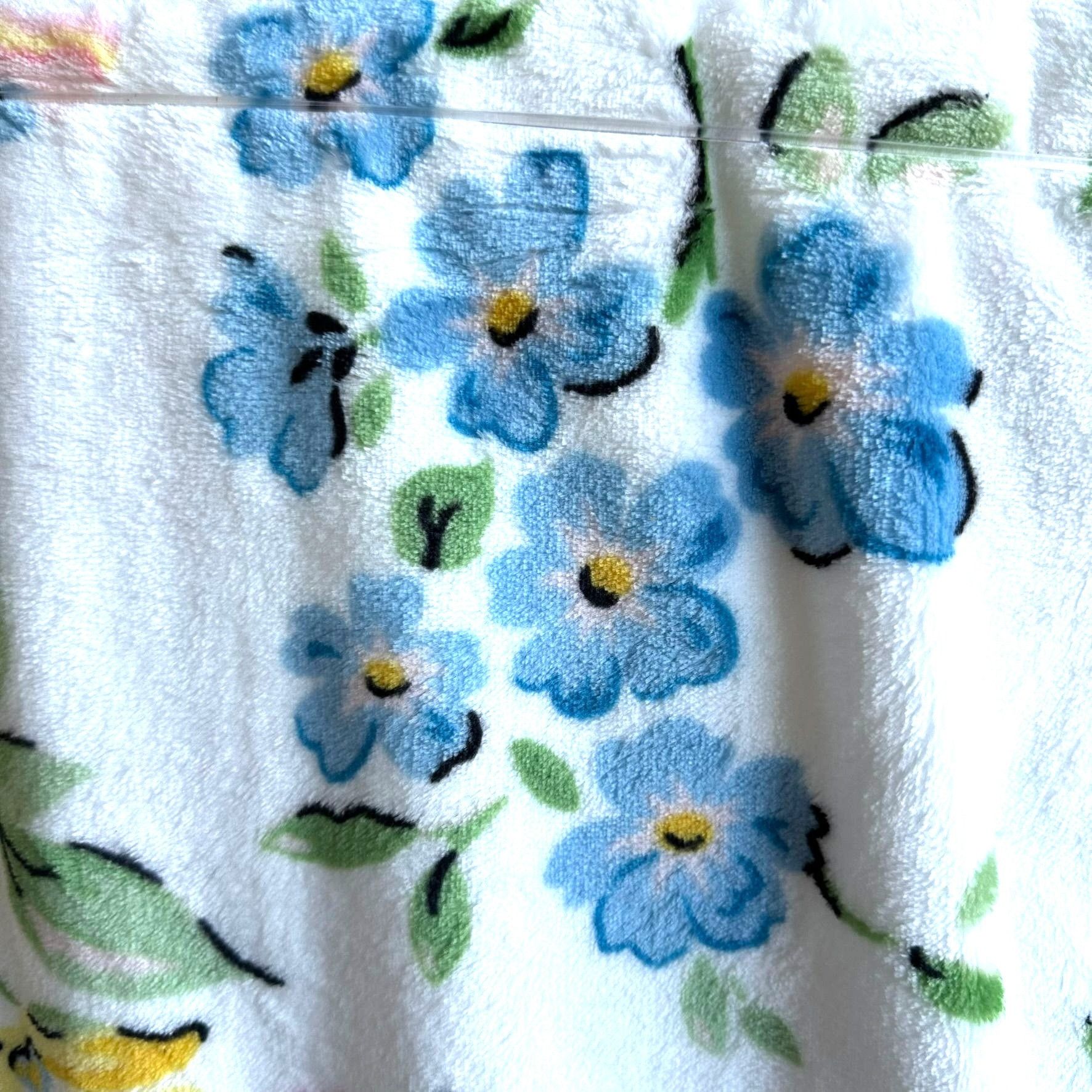 Designer × Handmade Studio Curate Plush Throw Butterflies Flowers 50 x 70 inch F Size ONE SIZE - 5 Thumbnail